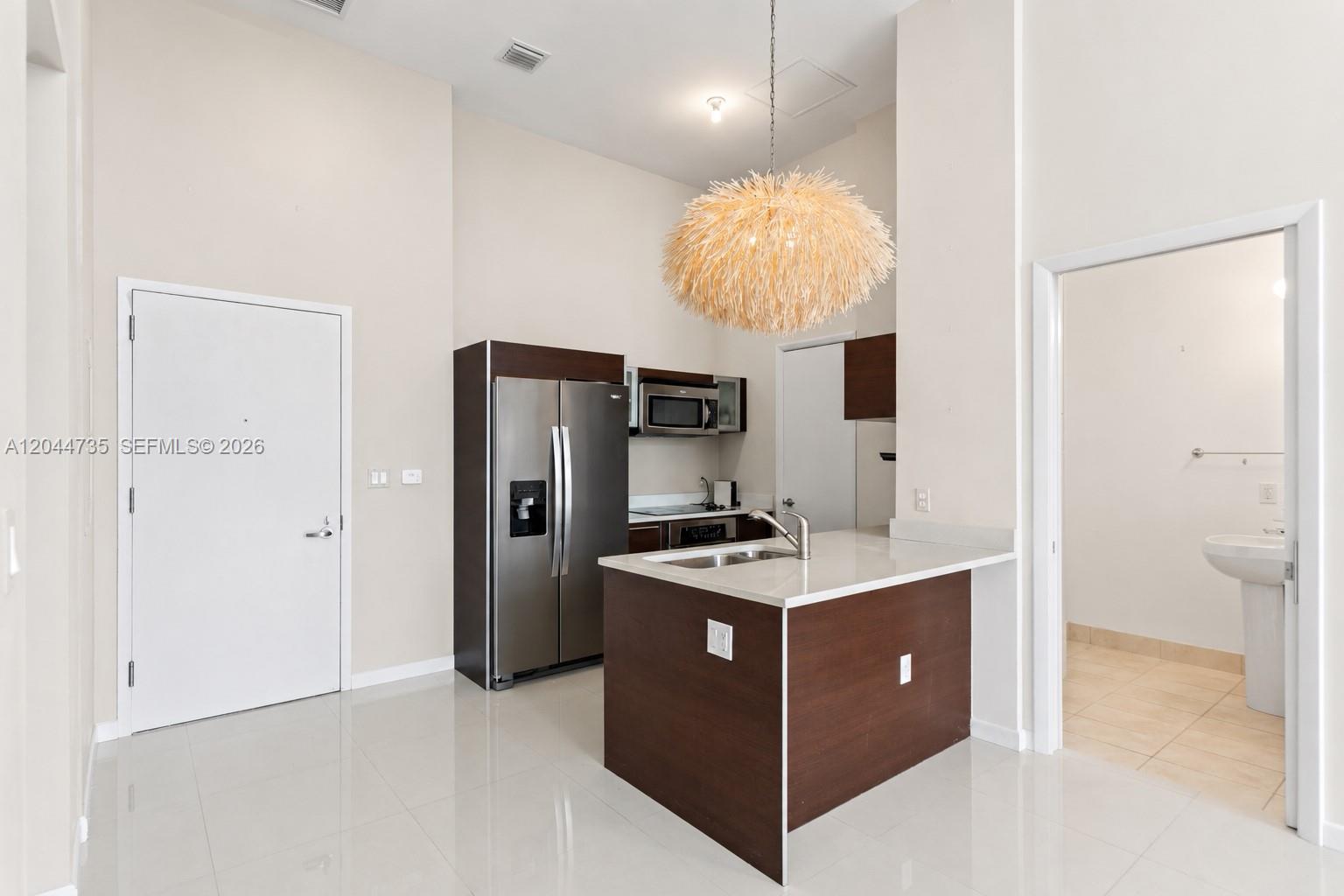1900 N Bayshore Drive Dr # 715