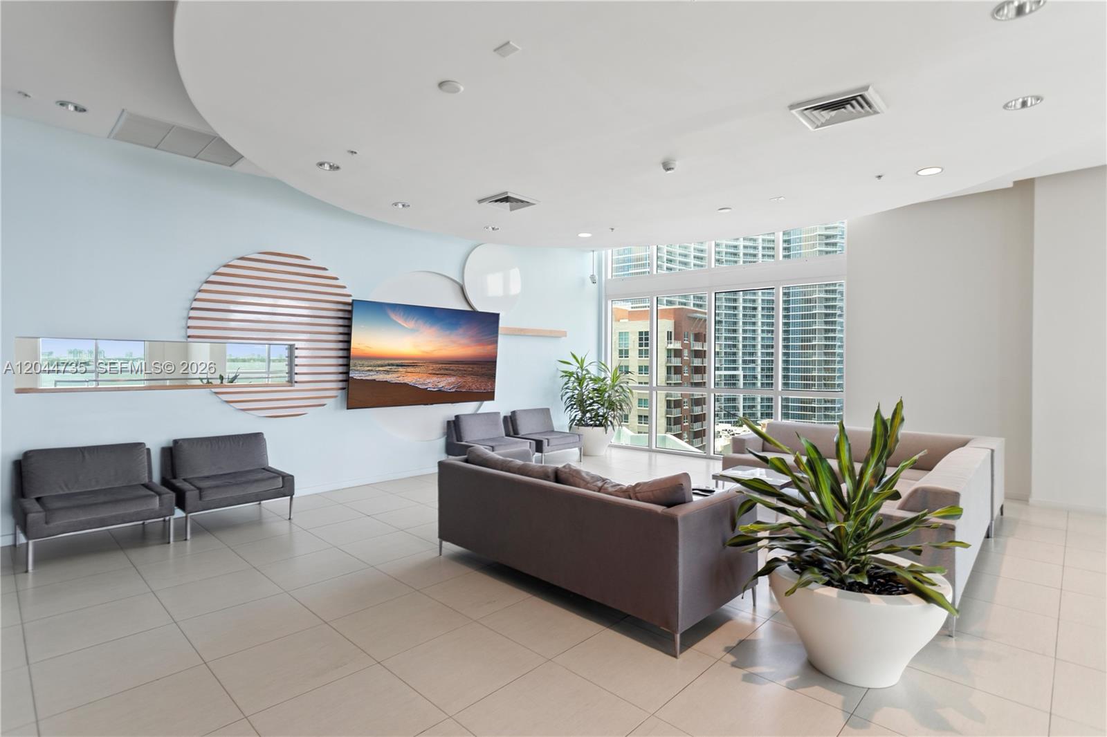 1900 N Bayshore Drive Dr # 715