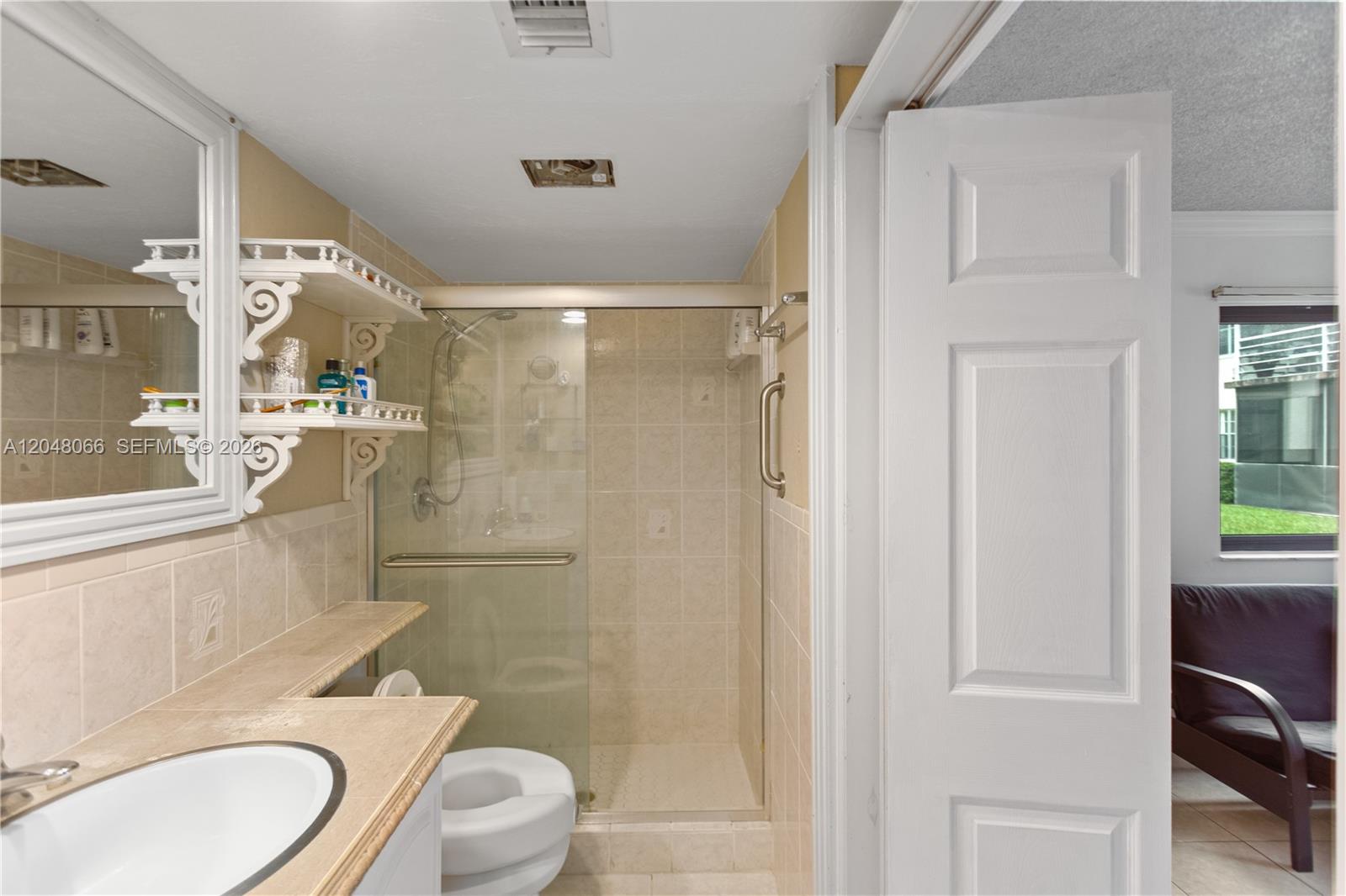204 E Laurel Dr # 1204