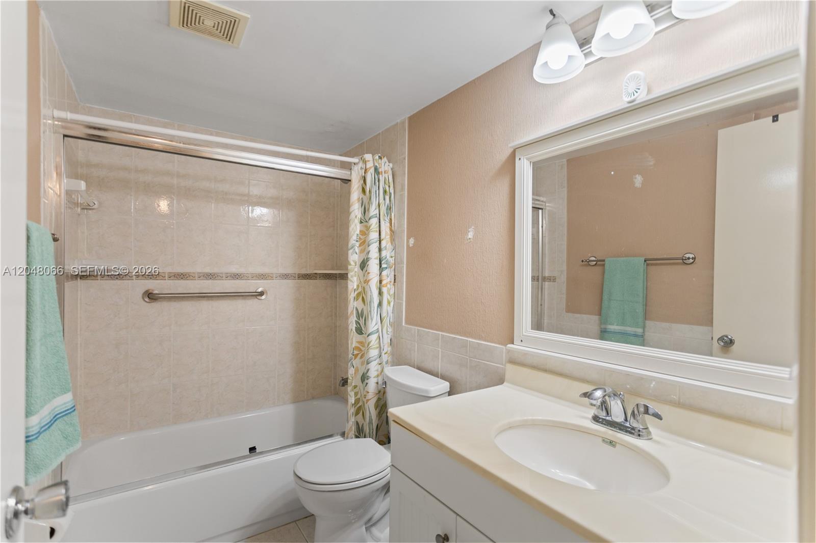 204 E Laurel Dr # 1204
