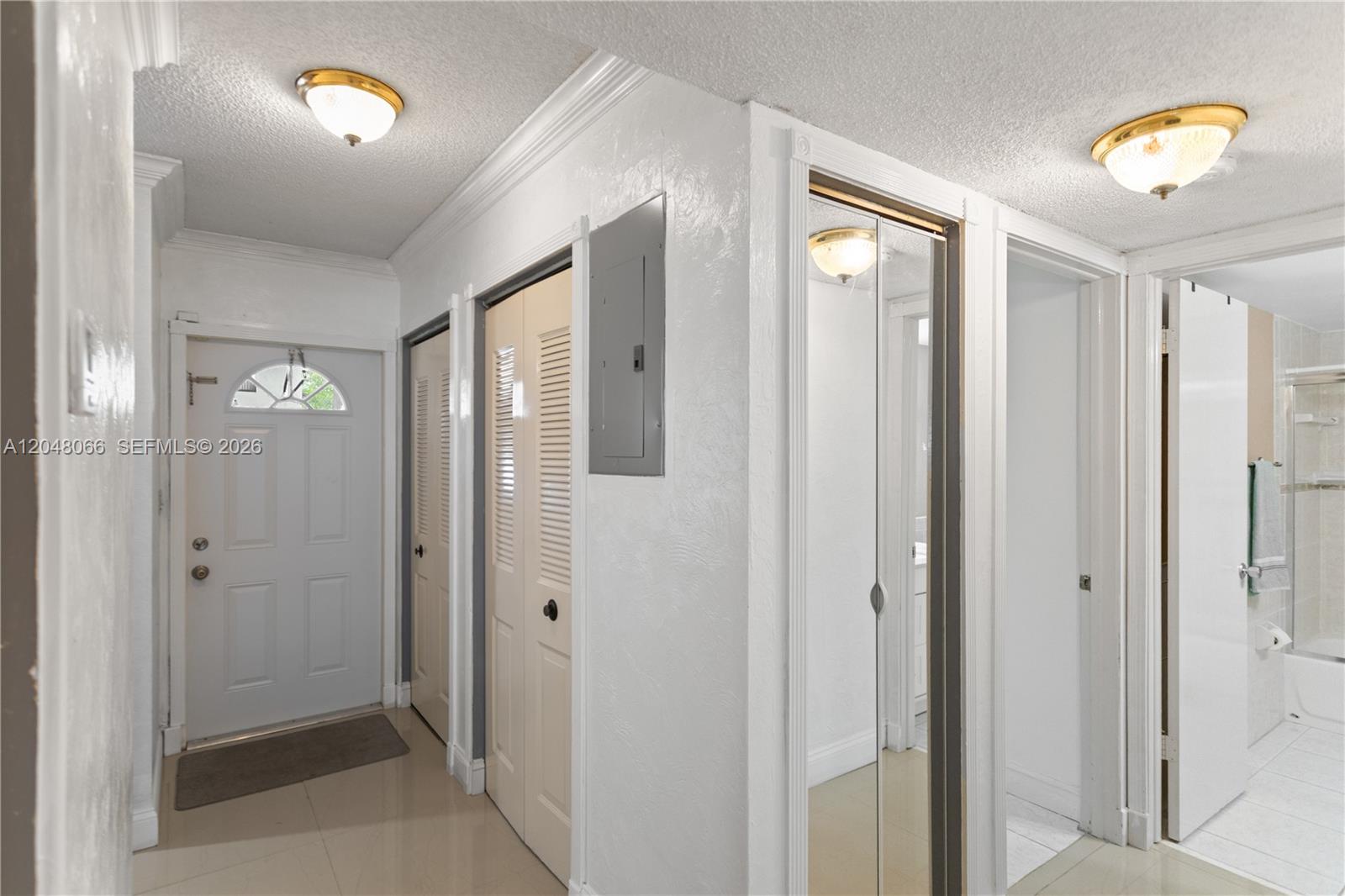 204 E Laurel Dr # 1204
