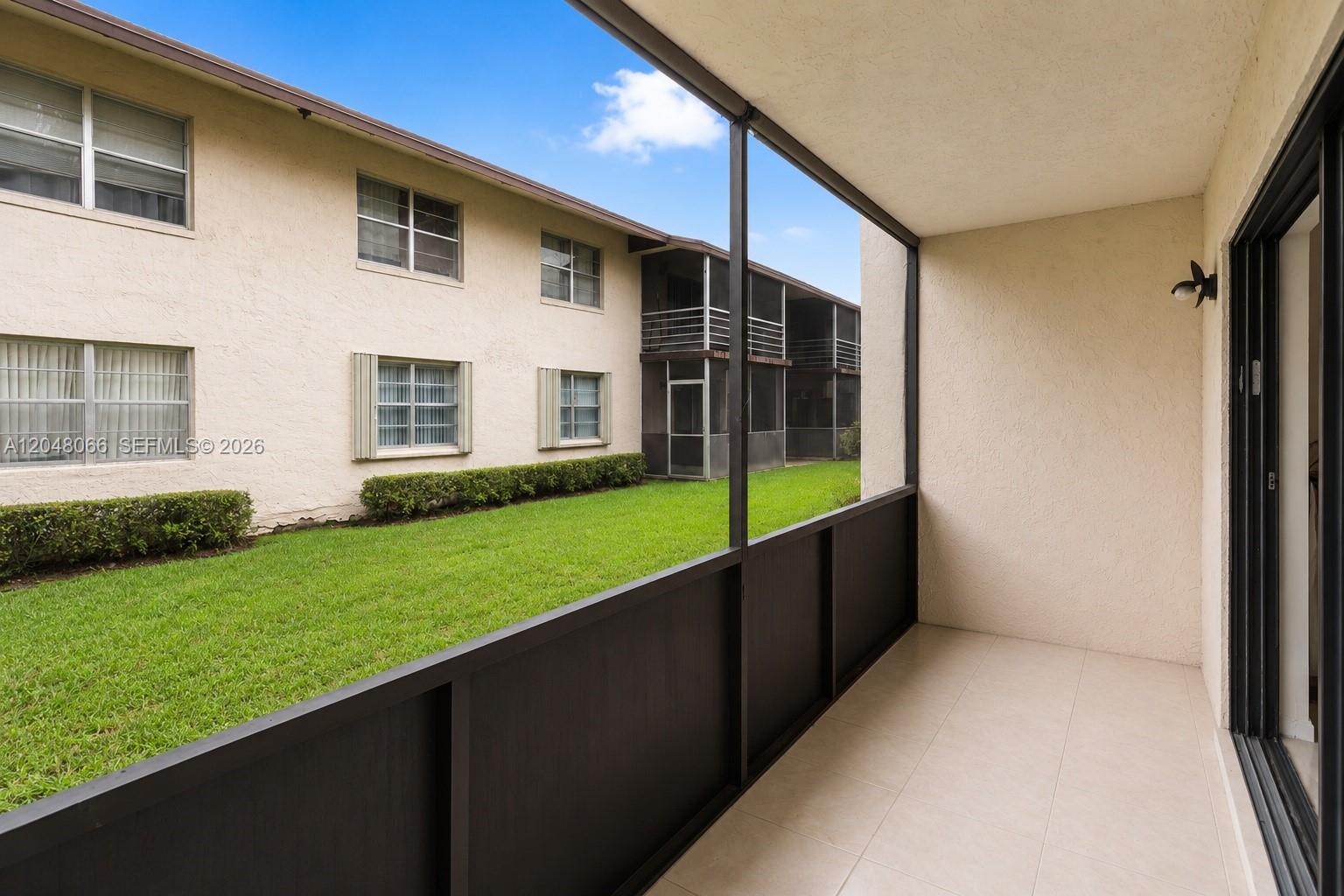204 E Laurel Dr # 1204