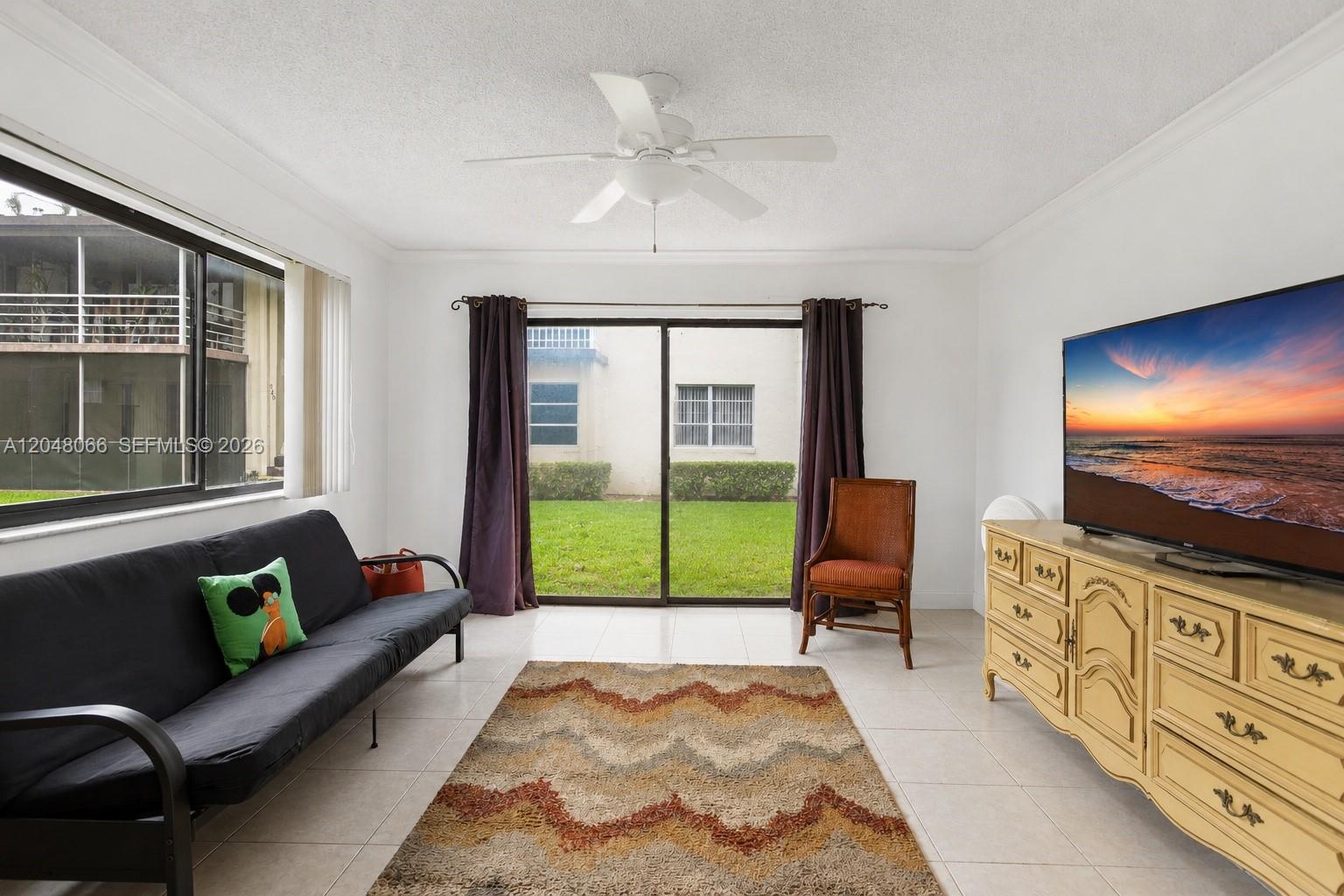 204 E Laurel Dr # 1204