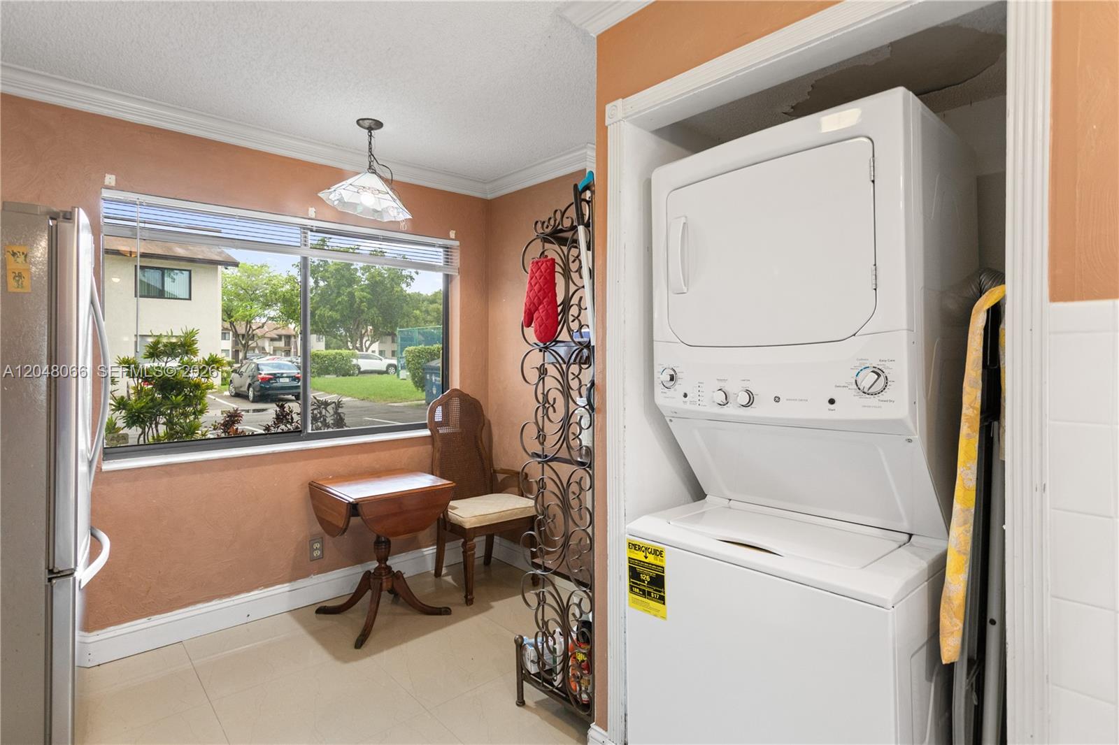 204 E Laurel Dr # 1204