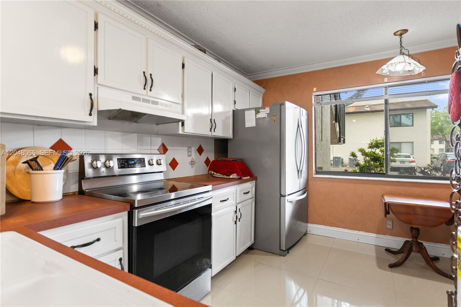 204 E Laurel Dr # 1204