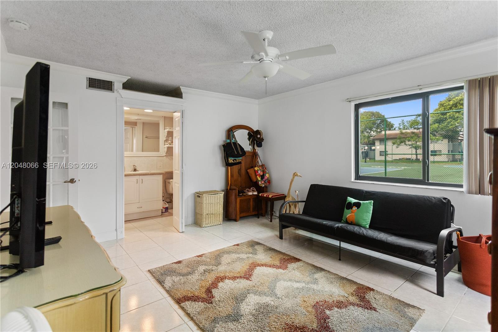 204 E Laurel Dr # 1204