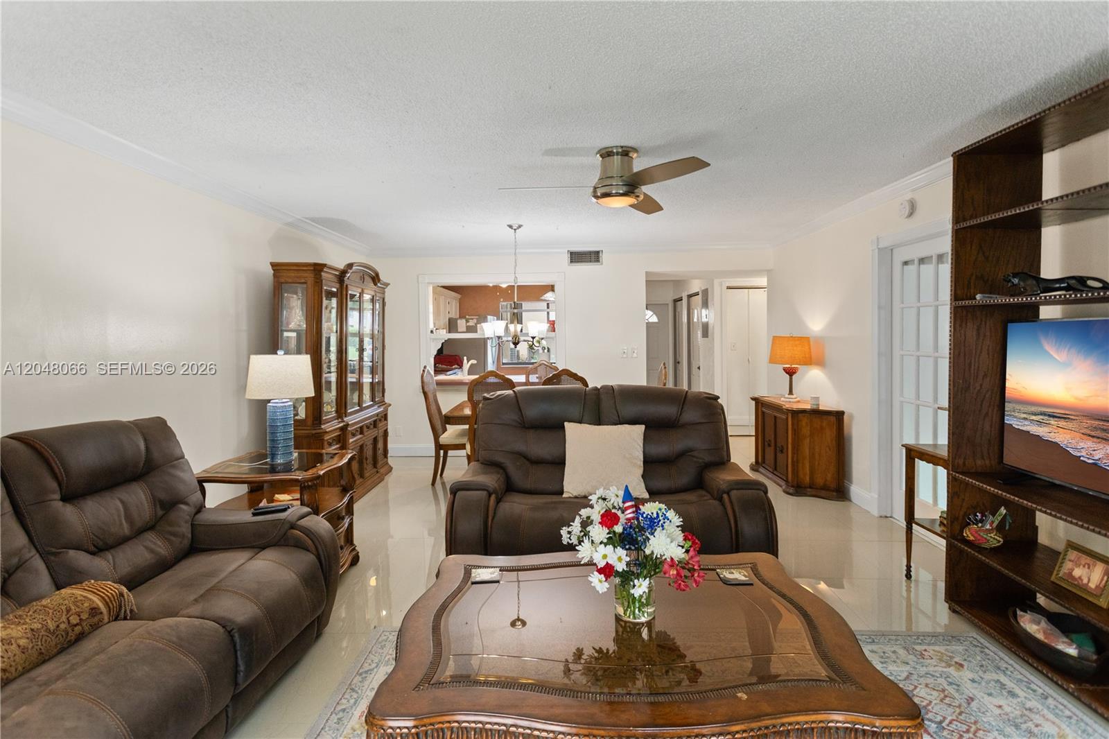 204 E Laurel Dr # 1204