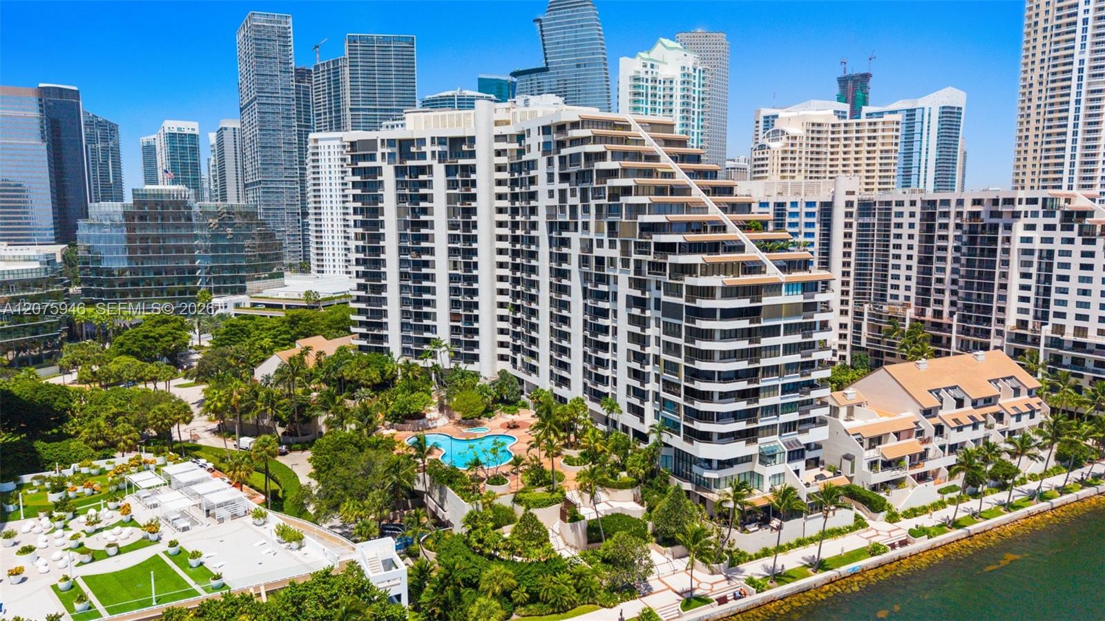 520 Brickell Key Dr # A1902