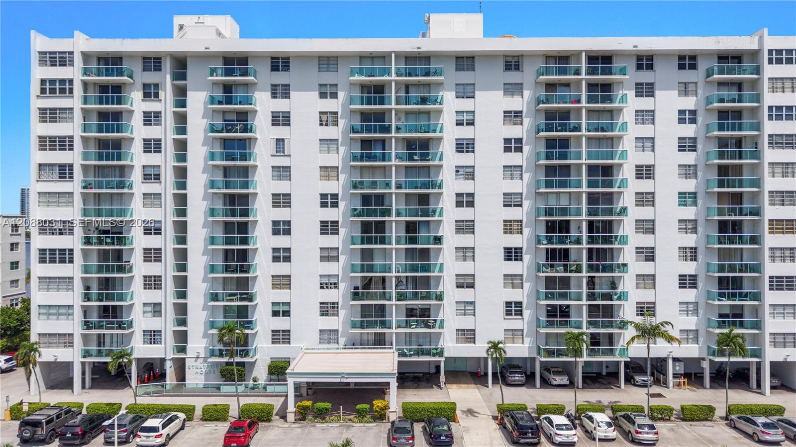 2841 NE 163rd St # 607