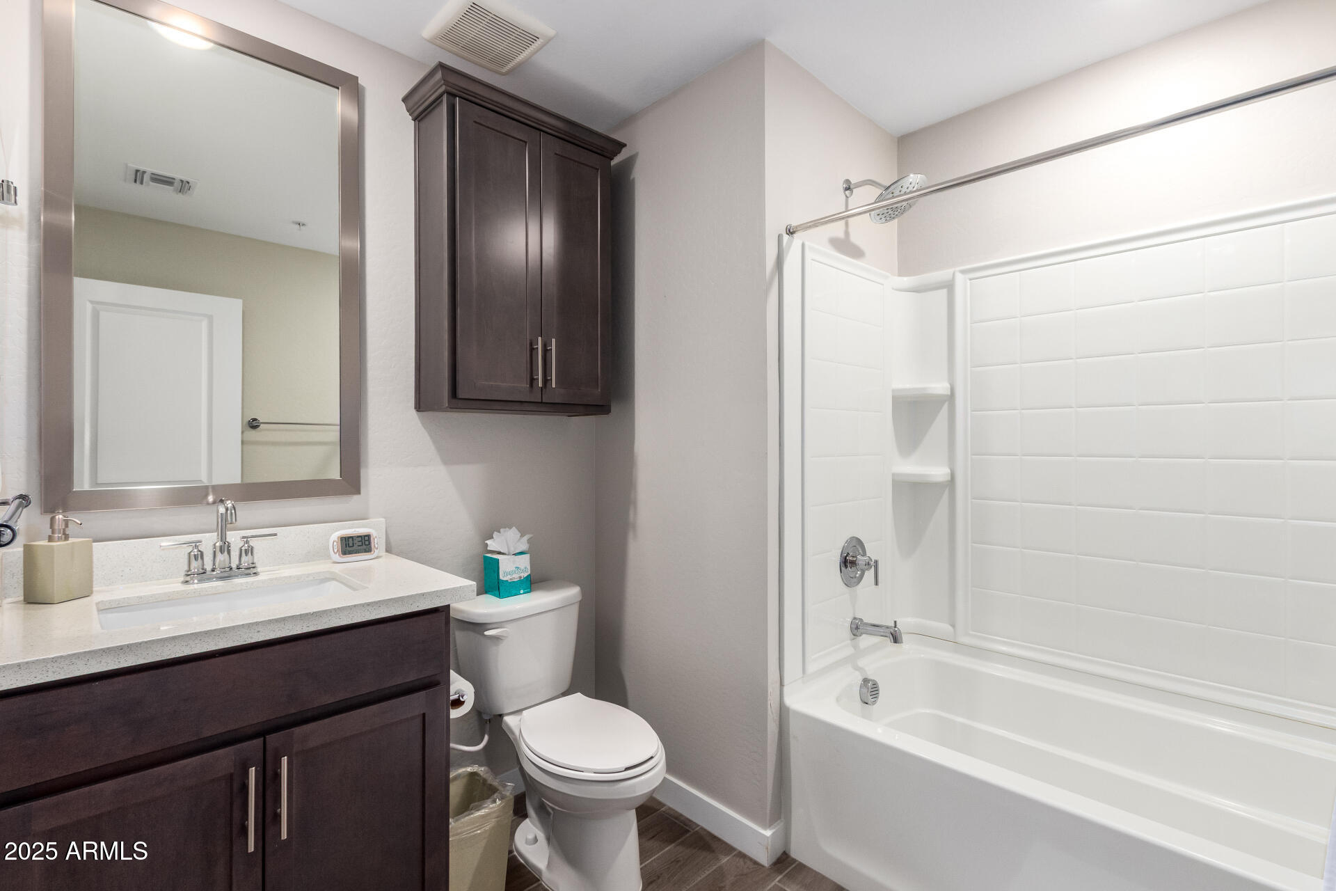 155 N LAKEVIEW Boulevard, 132
