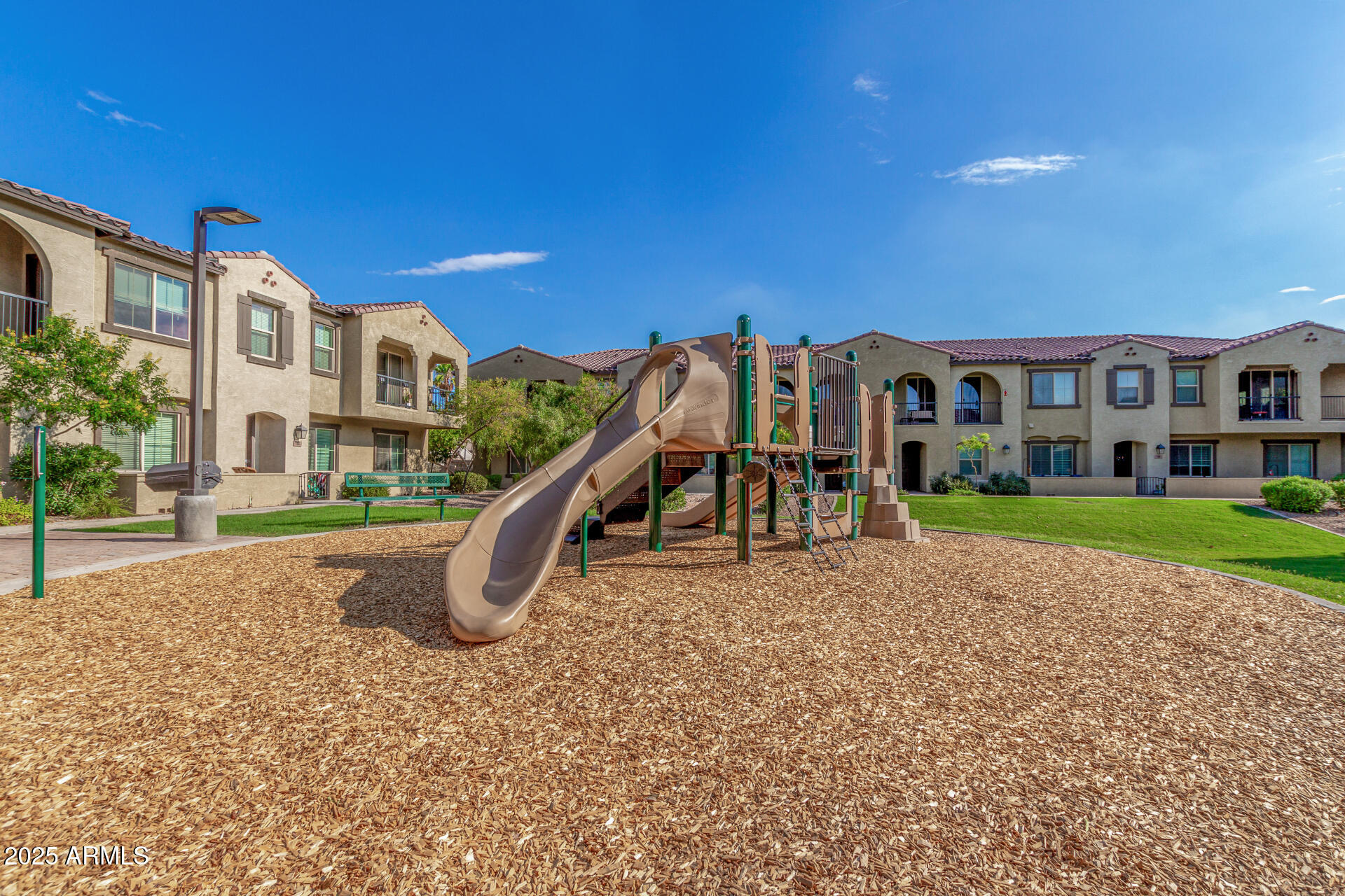 155 N LAKEVIEW Boulevard, 132