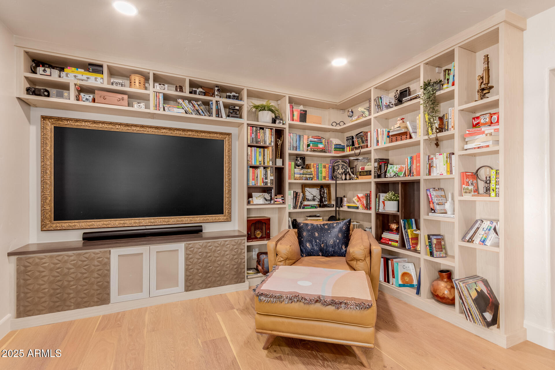 2205 N 16TH Avenue, Phoenix