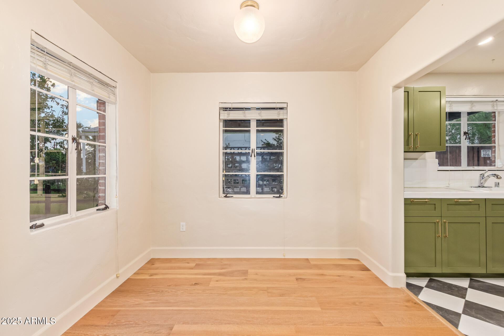 2205 N 16TH Avenue, Phoenix