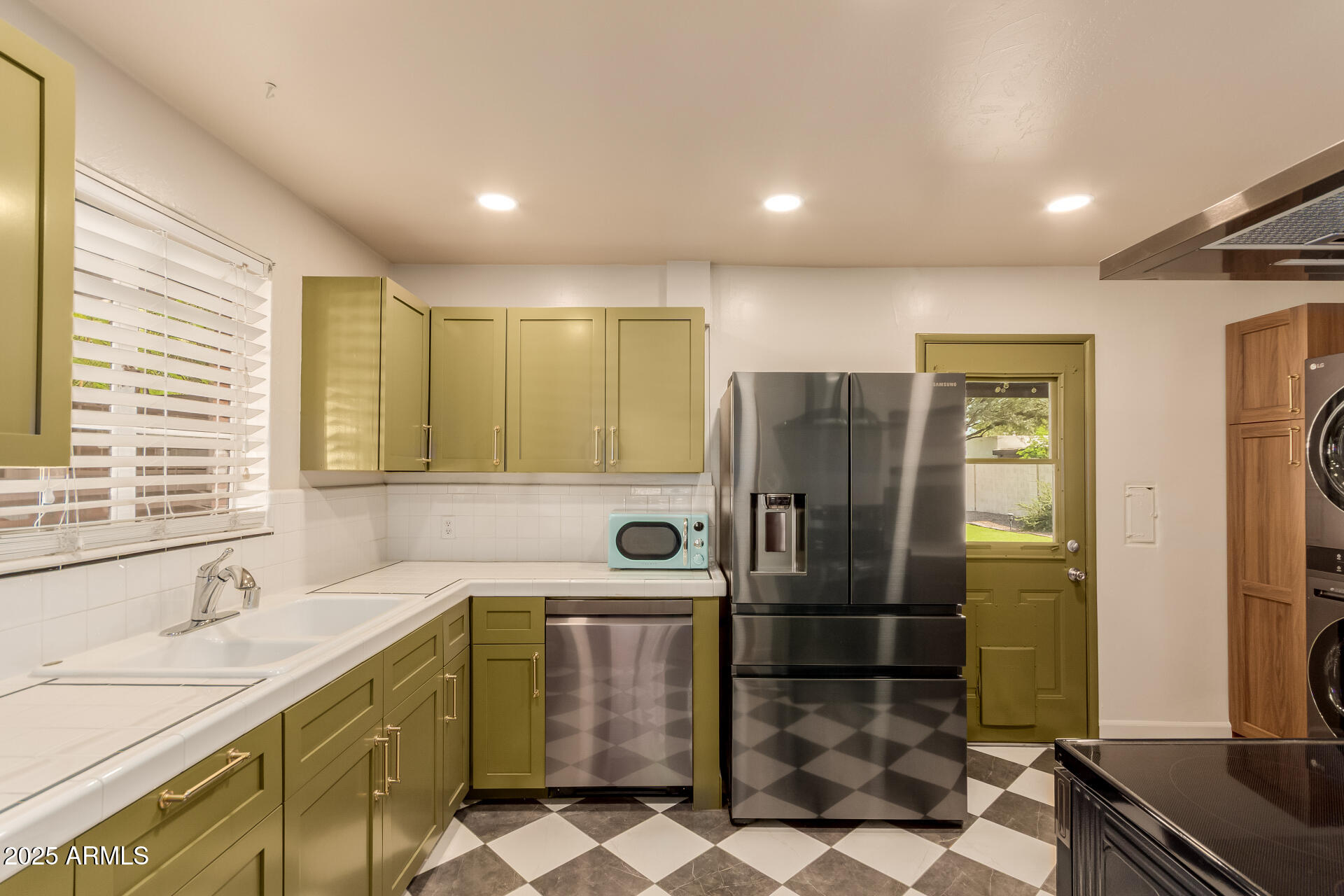 2205 N 16TH Avenue, Phoenix