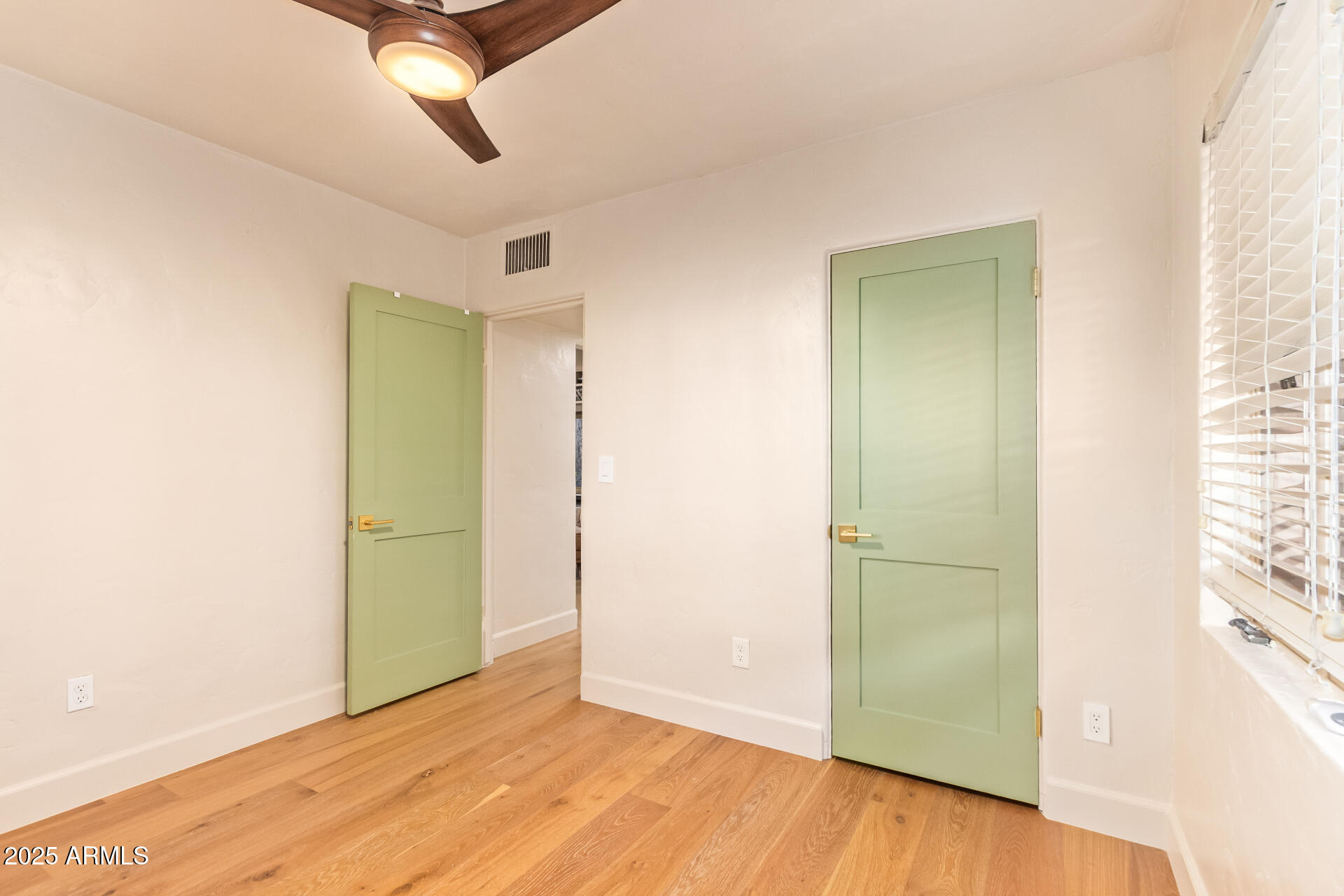 2205 N 16TH Avenue, Phoenix