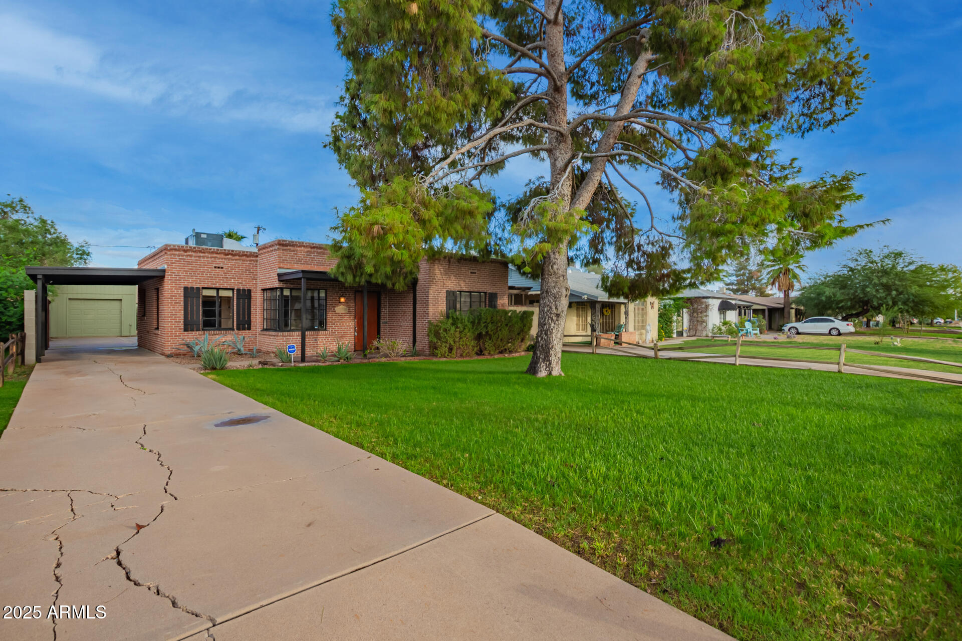 2205 N 16TH Avenue, Phoenix