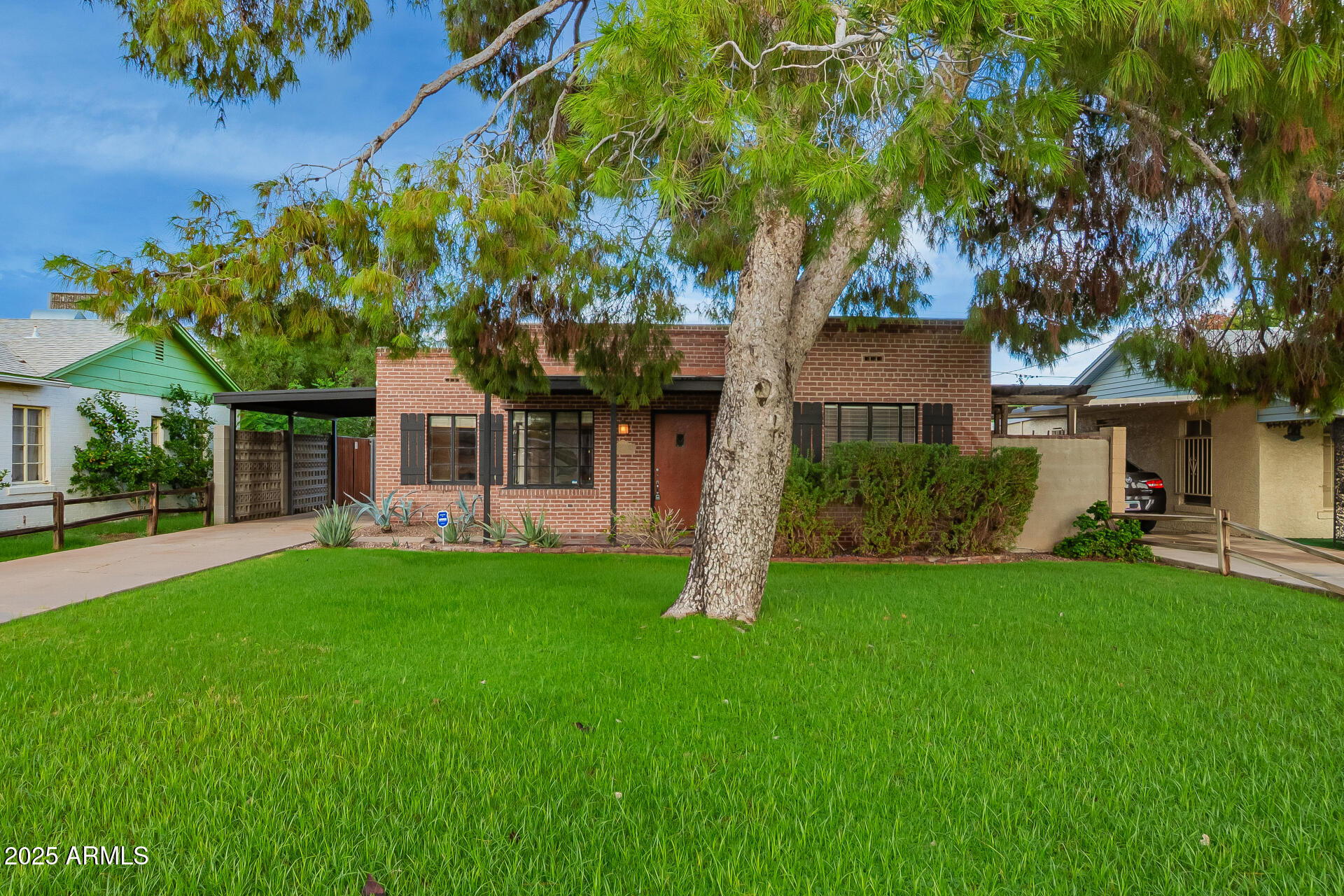 2205 N 16TH Avenue, Phoenix