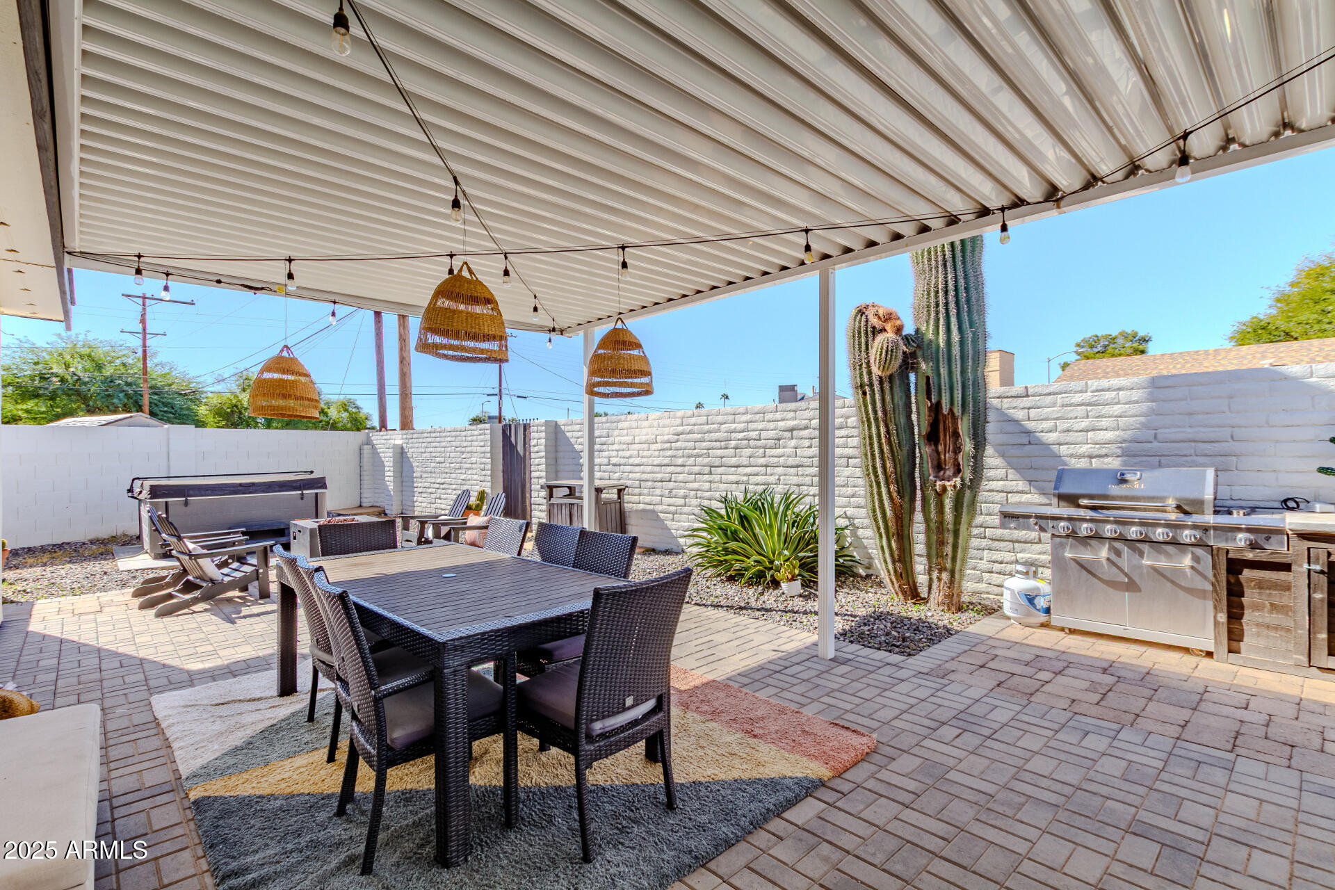 7520 E BEATRICE Street