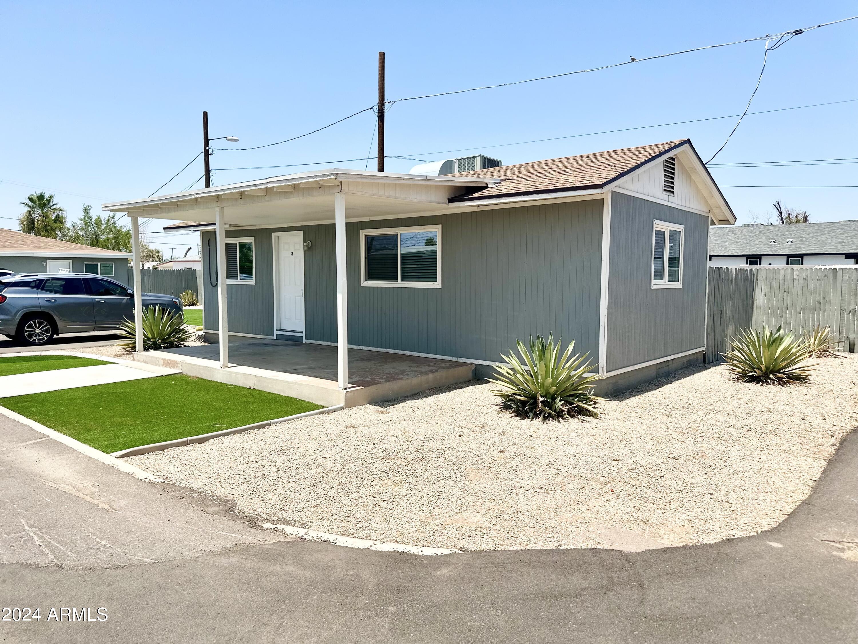 5123 N 17TH Avenue, 3