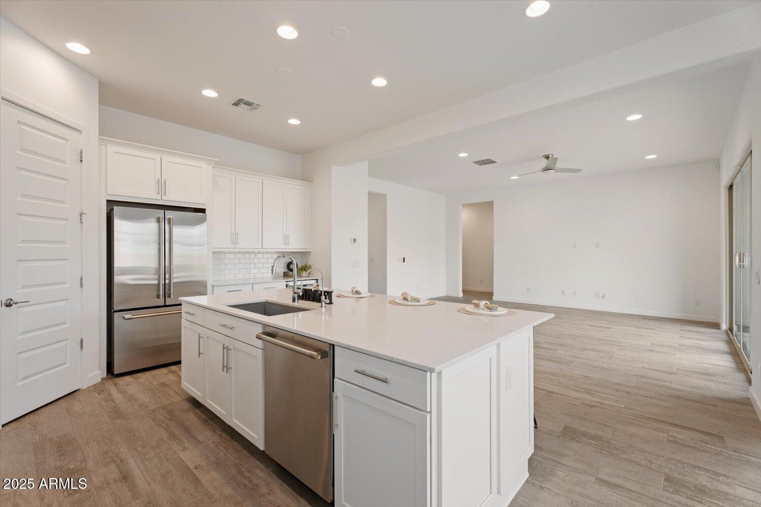 214 E TAURUS Place