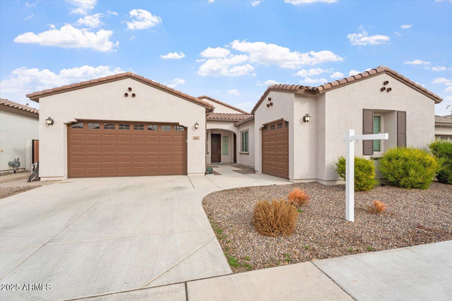 214 E TAURUS Place