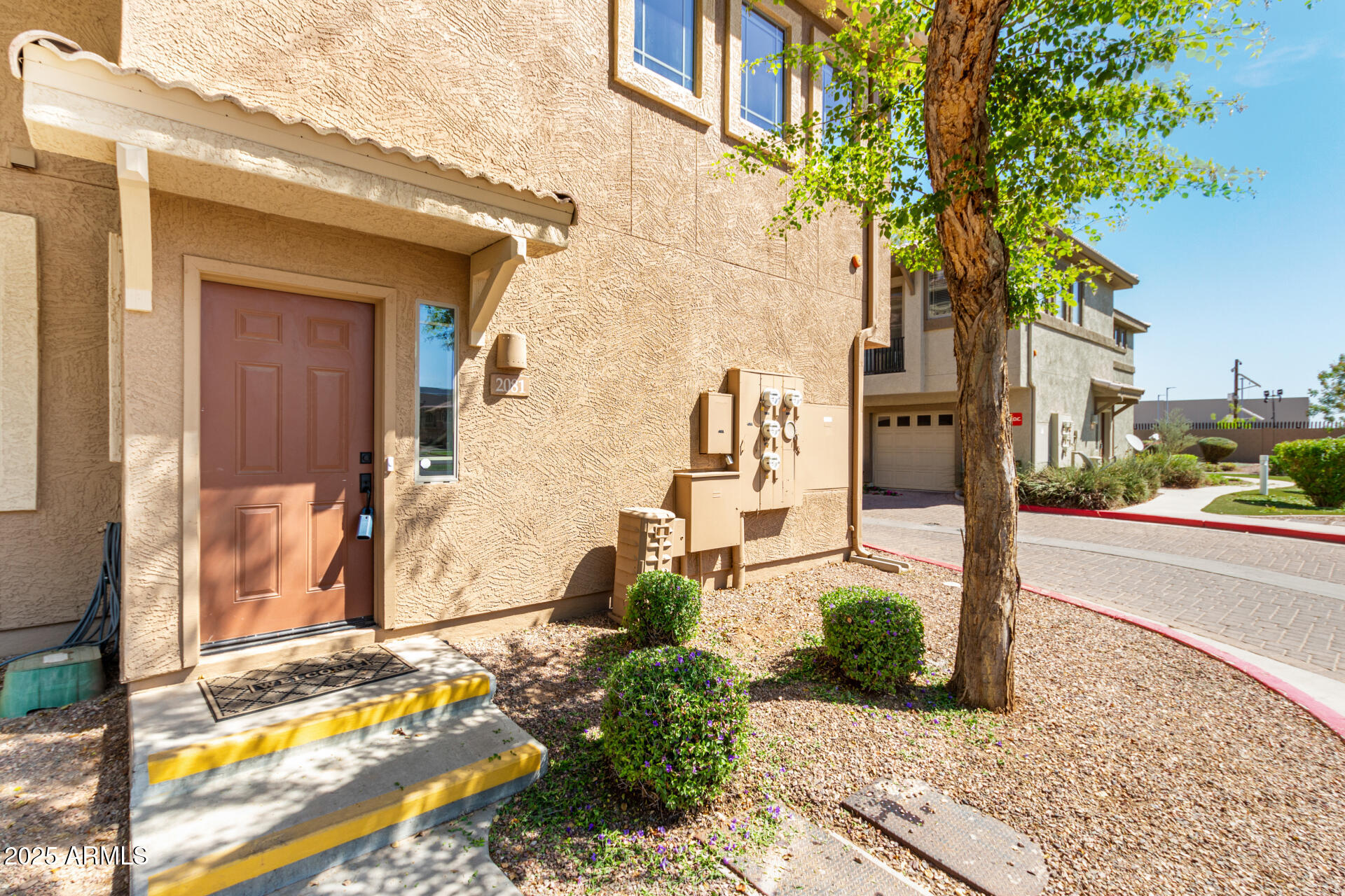 1225 N 36TH Street, 2081