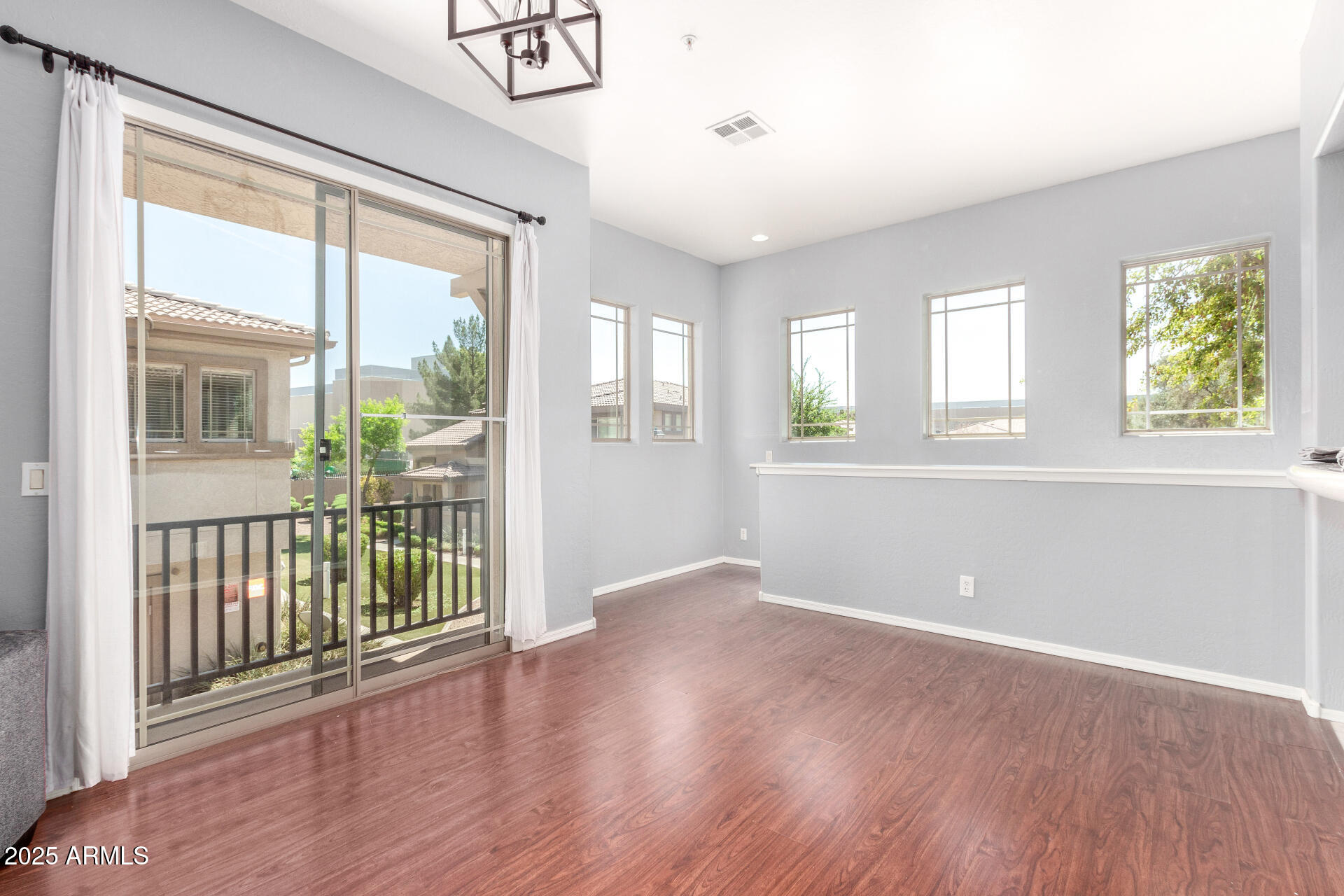 1225 N 36TH Street, 2081