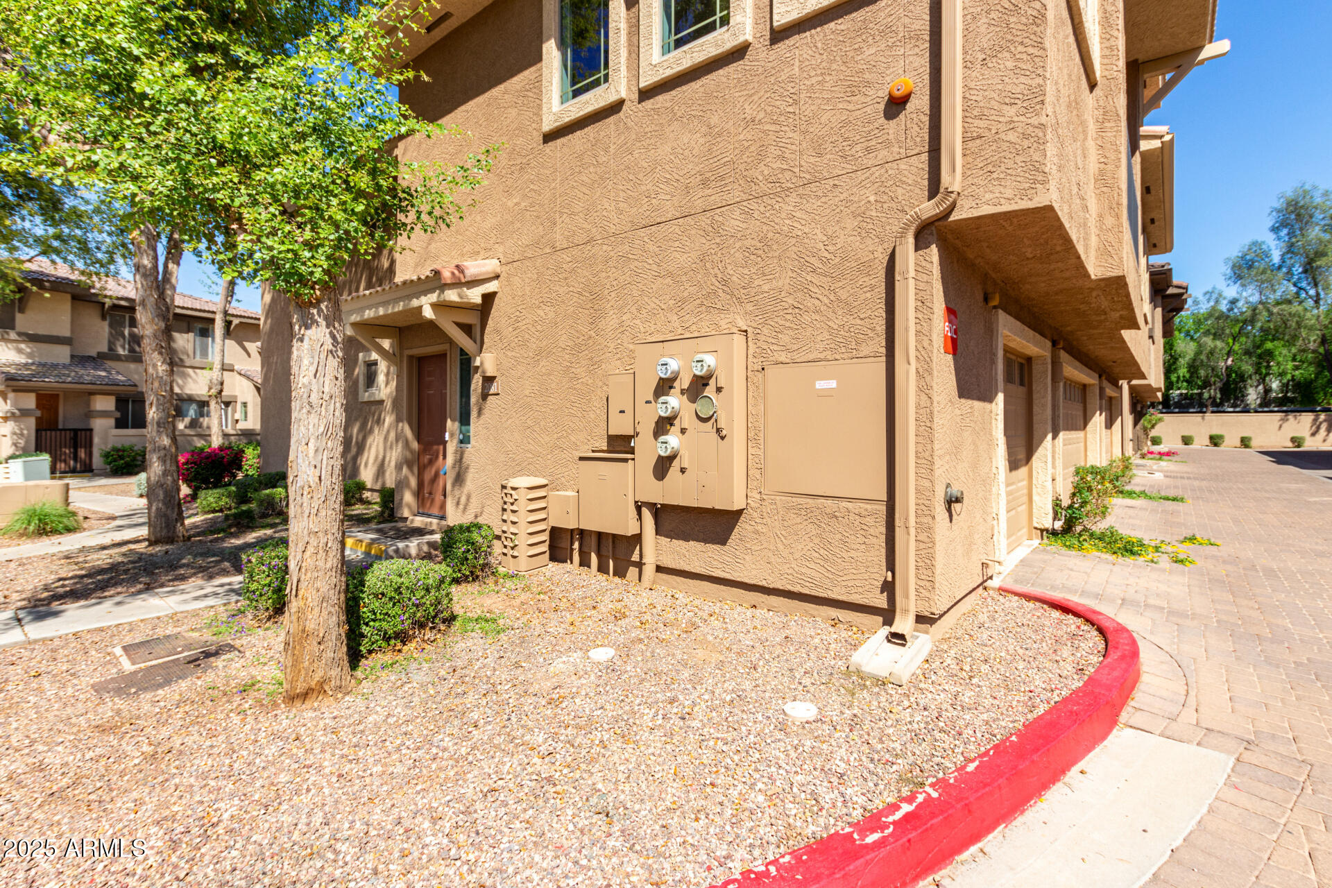 1225 N 36TH Street, 2081