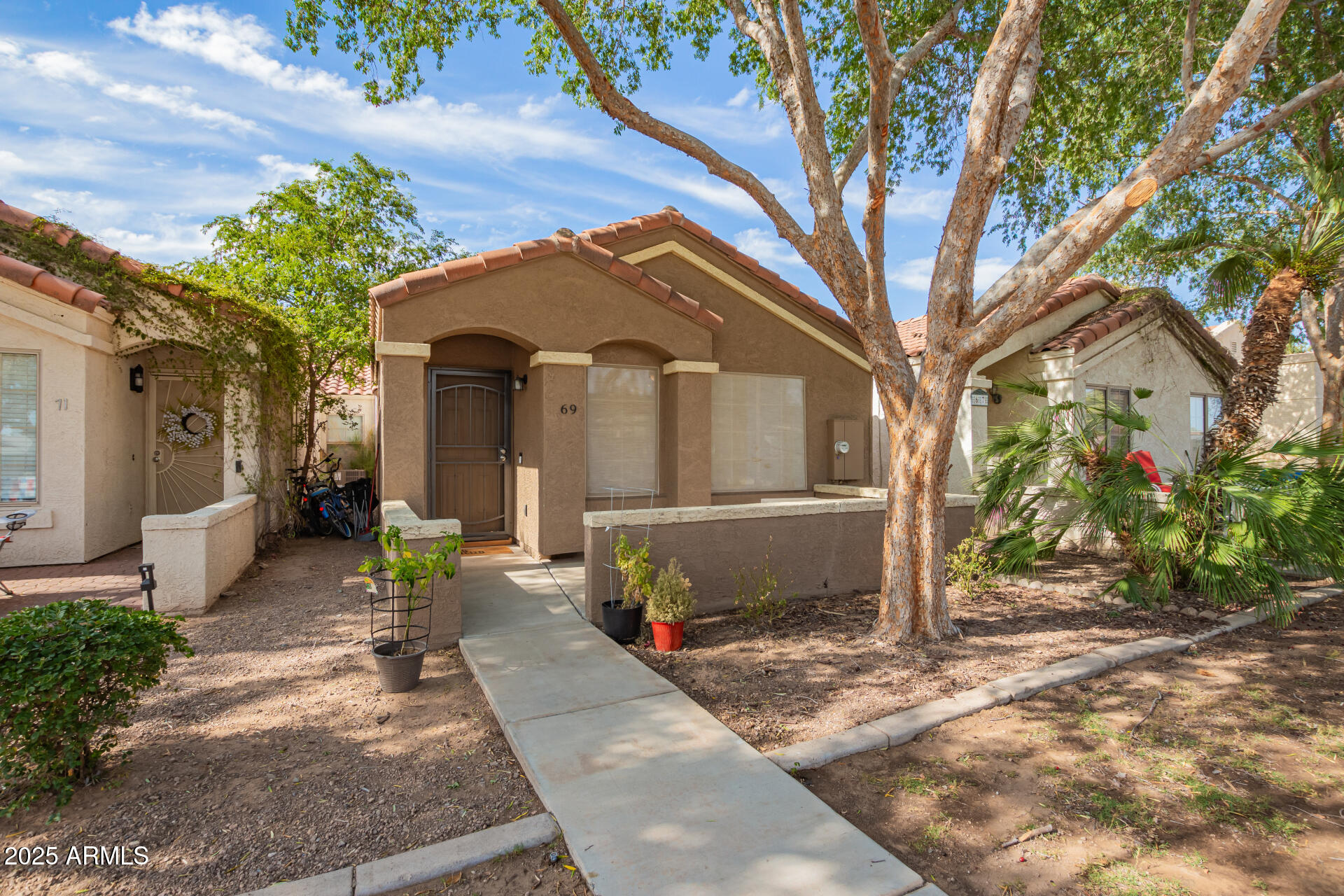 875 S NEBRASKA Street, 69