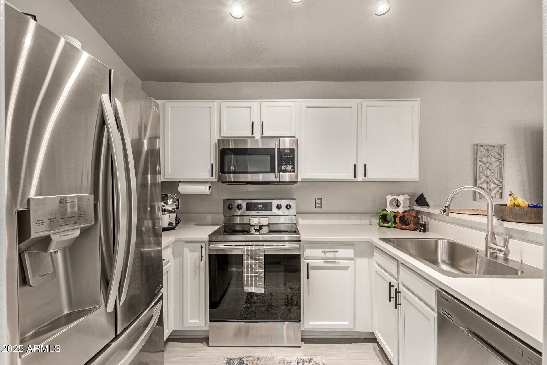 875 S NEBRASKA Street, 69