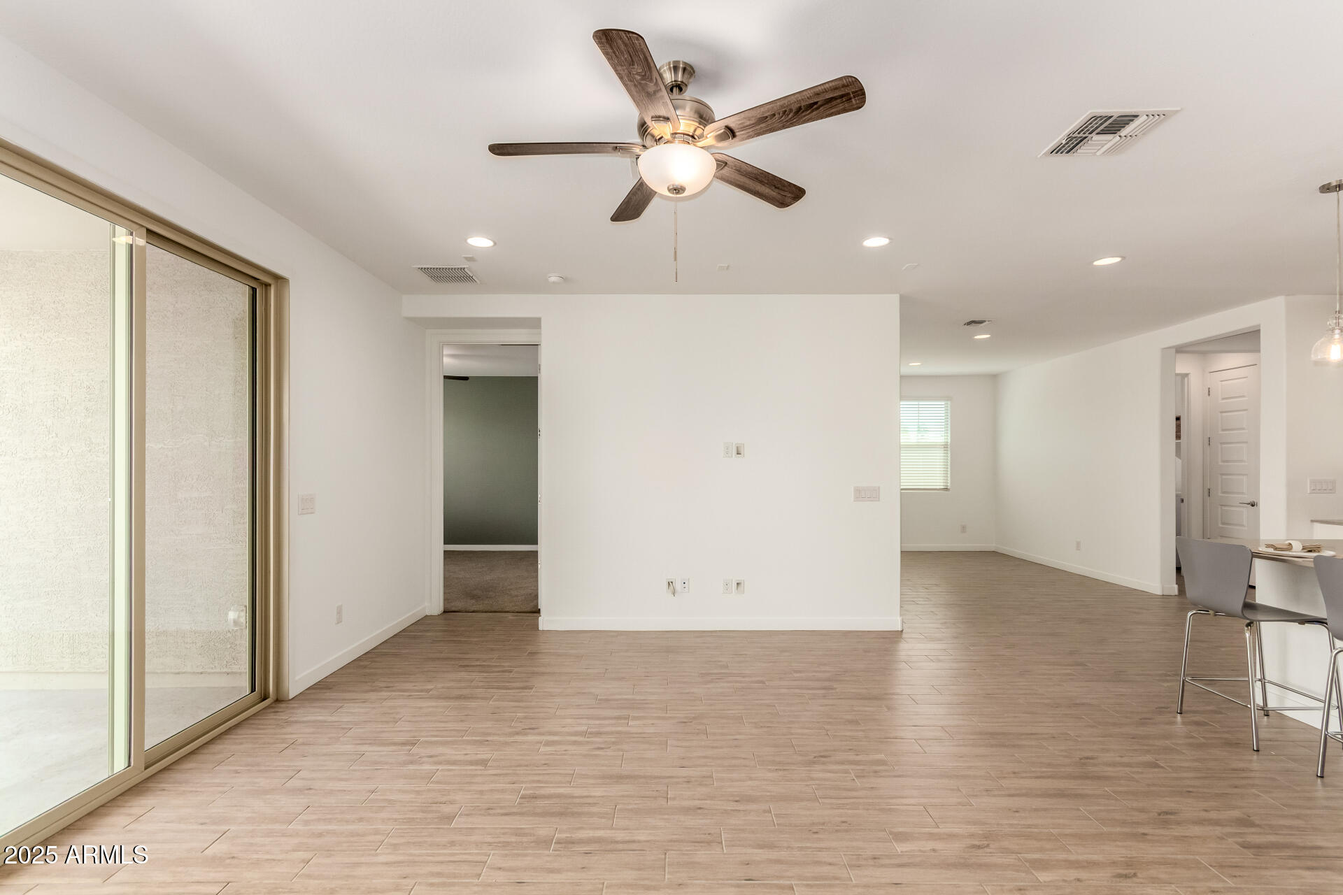 130 E ELMWOOD Place