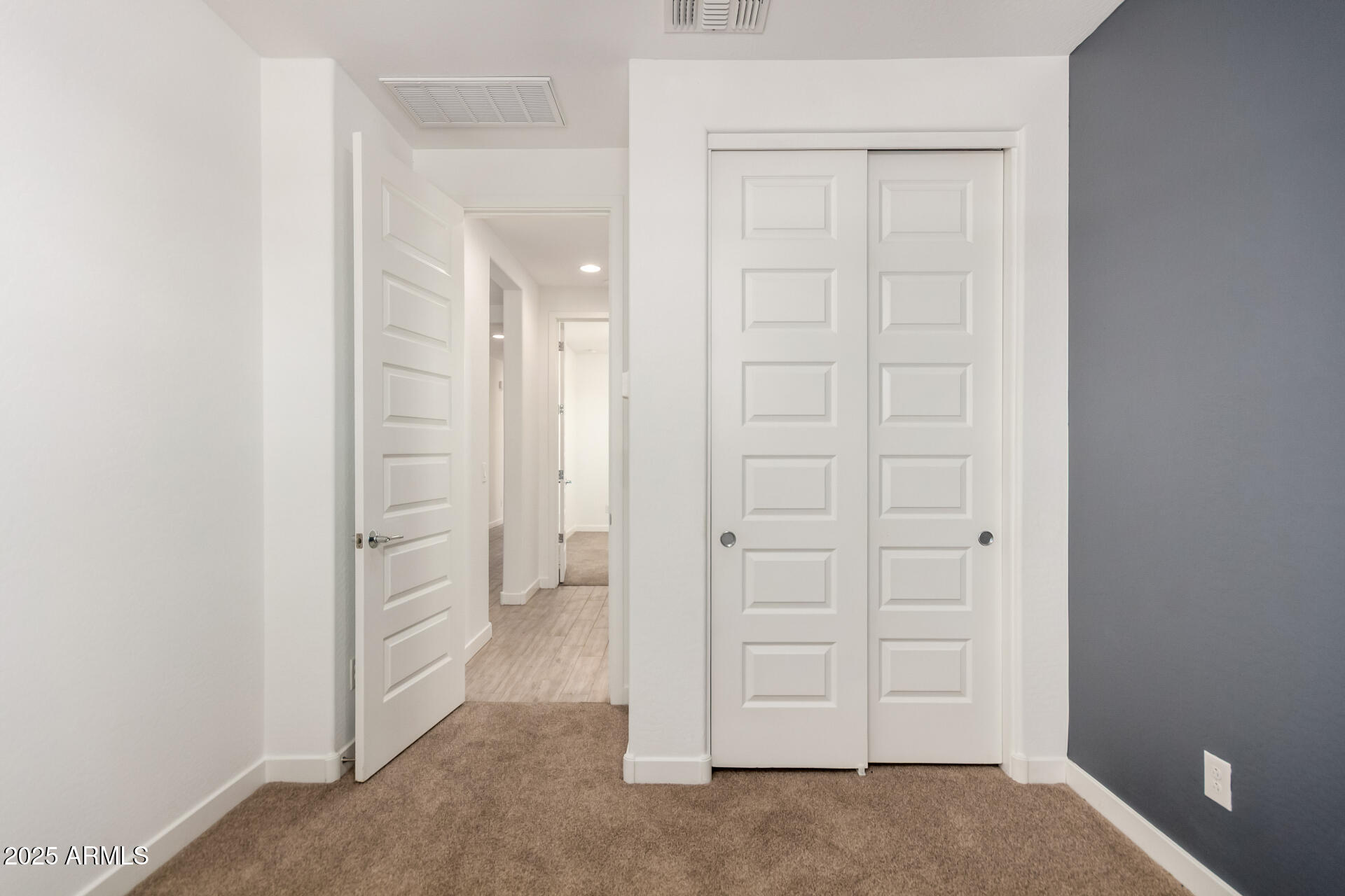 130 E ELMWOOD Place
