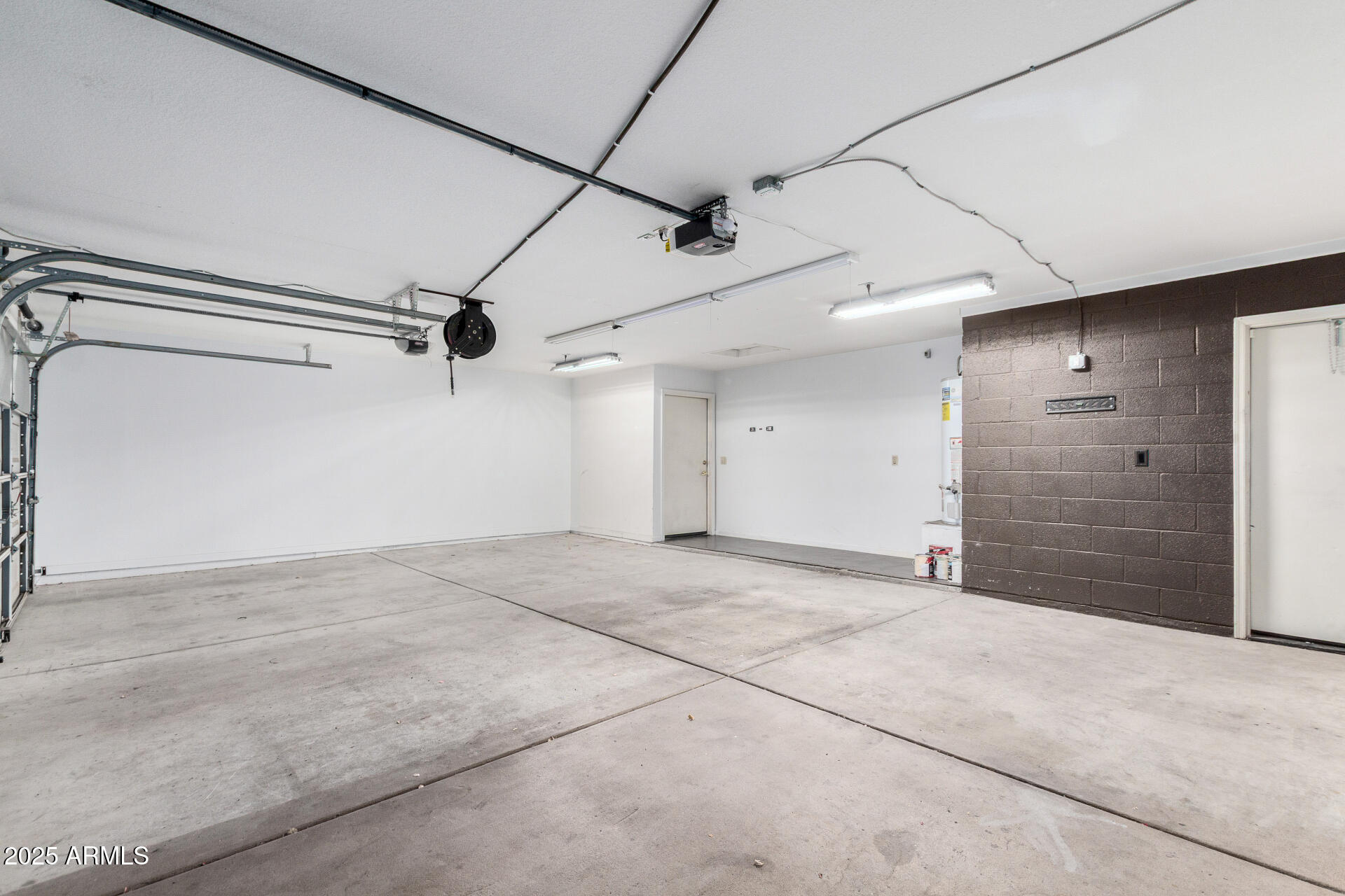 8733 W WETHERSFIELD Road, Peoria