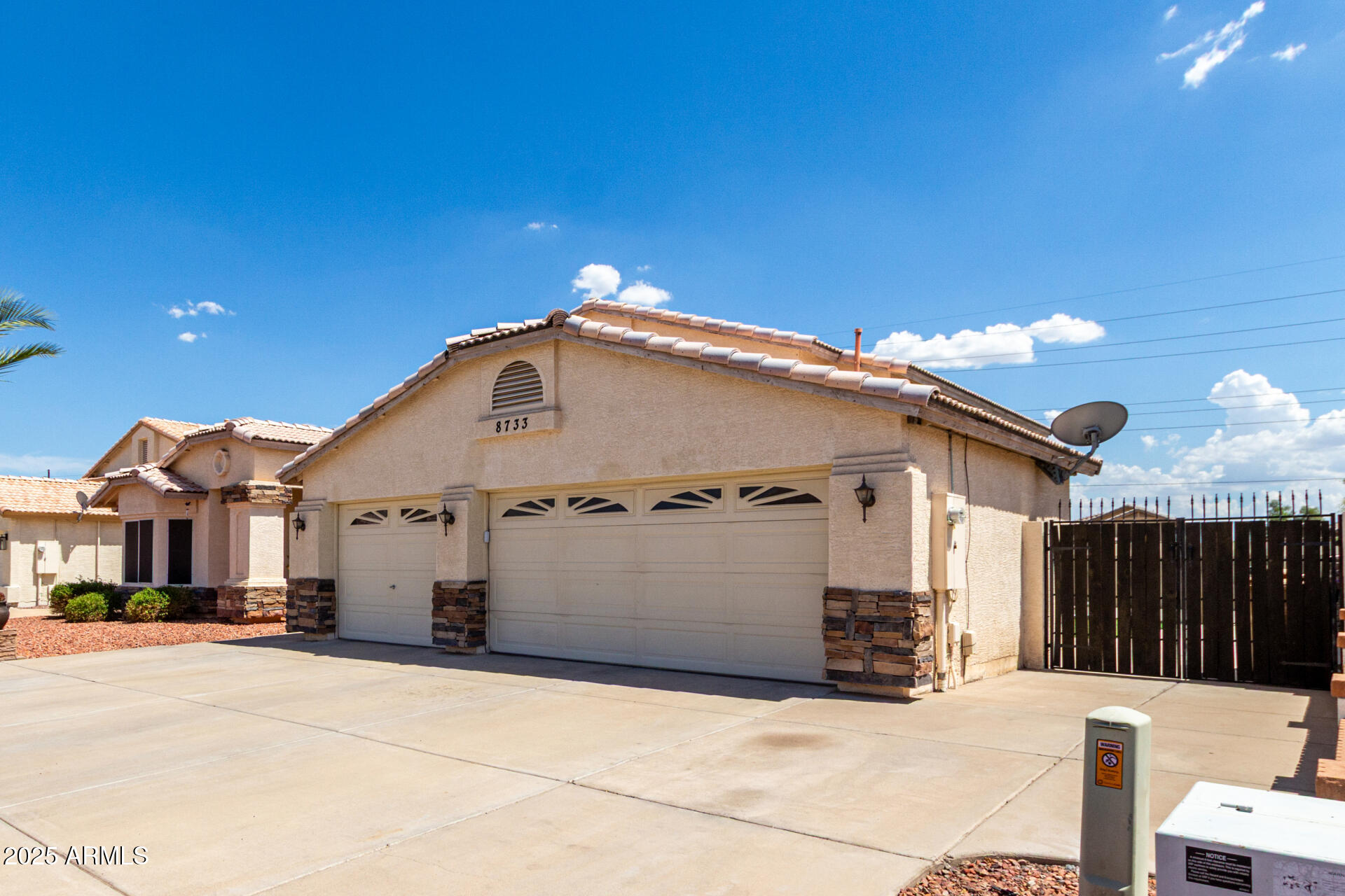 8733 W WETHERSFIELD Road, Peoria