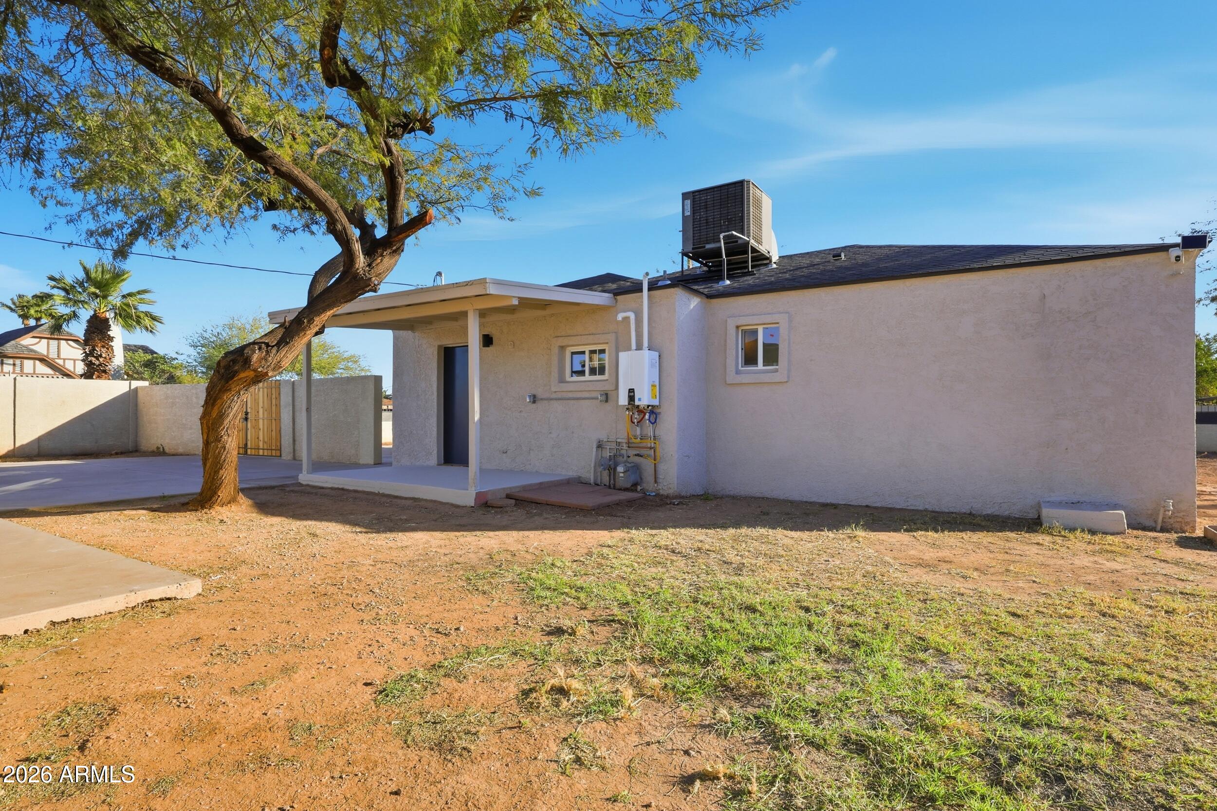 1748 E MONTE VISTA Road