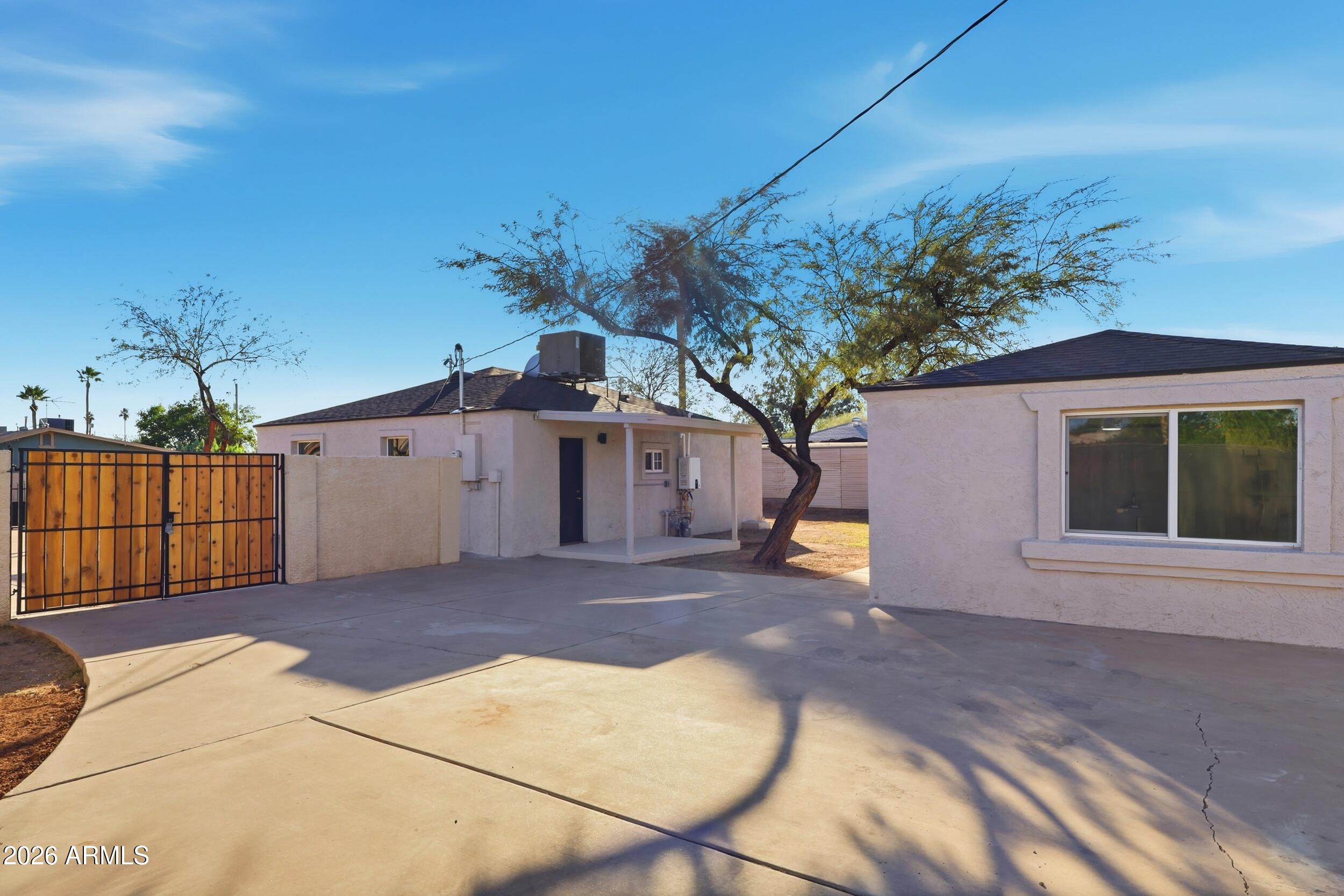 1748 E MONTE VISTA Road