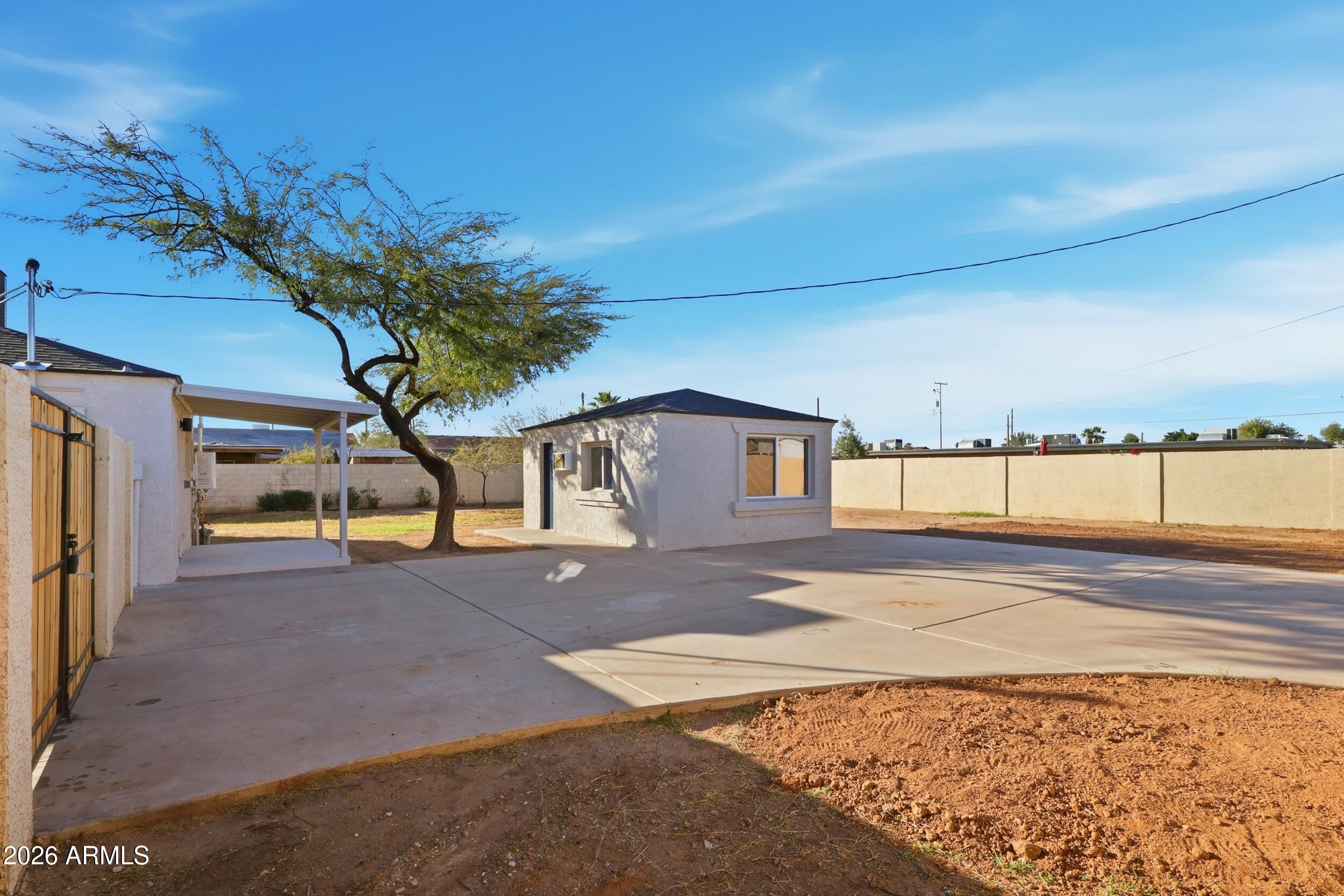 1748 E MONTE VISTA Road
