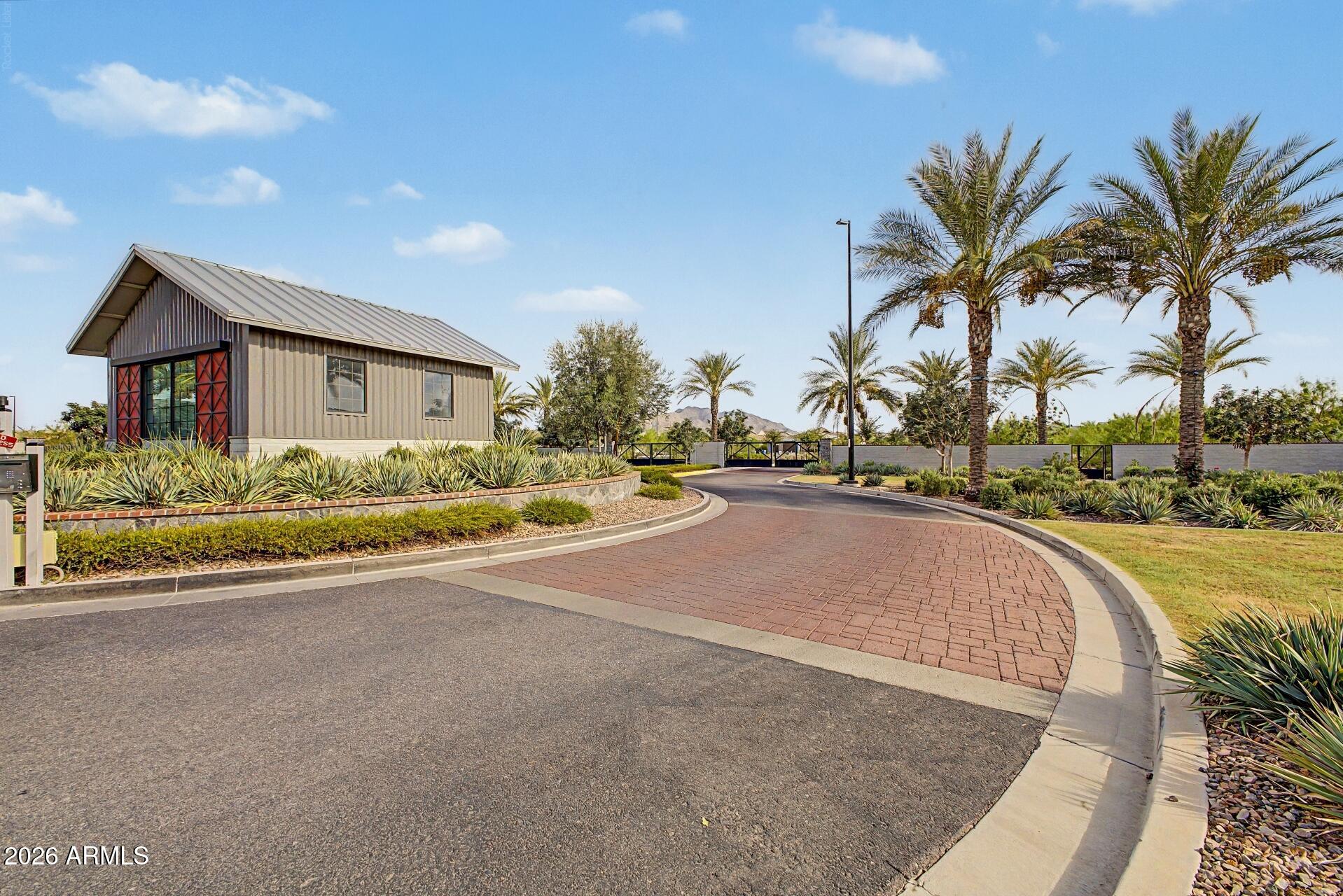 2250 E CITADEL Drive