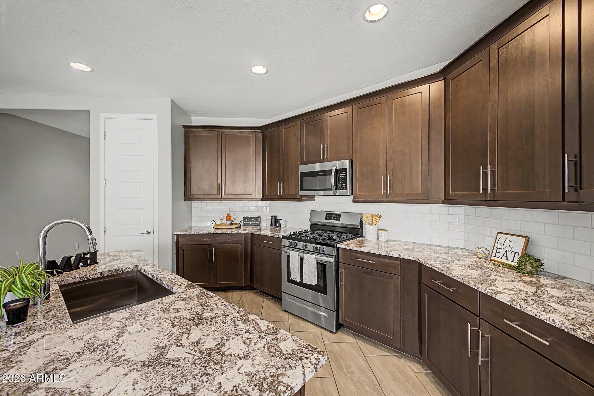 2250 E CITADEL Drive