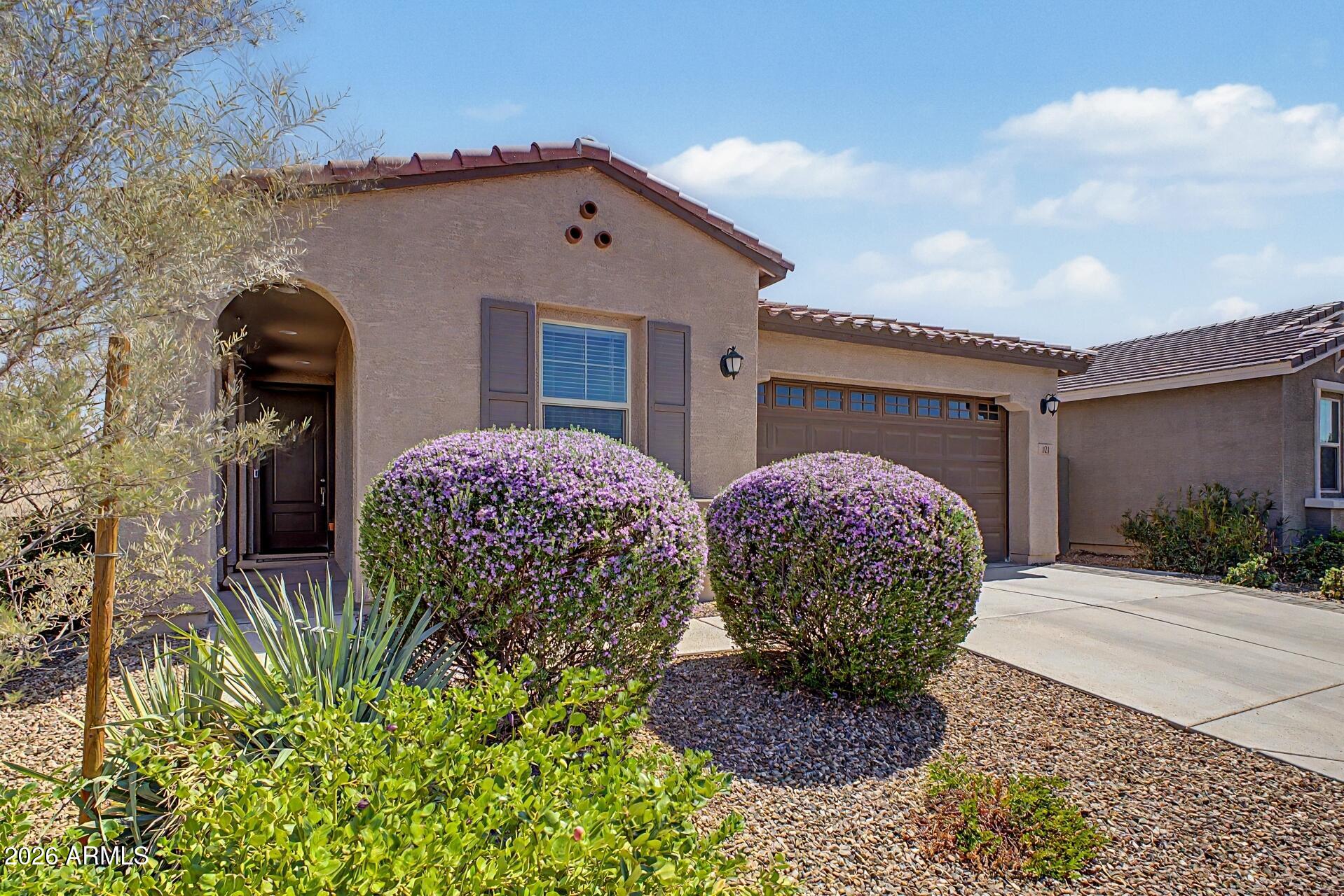 121 E VIRGO Place