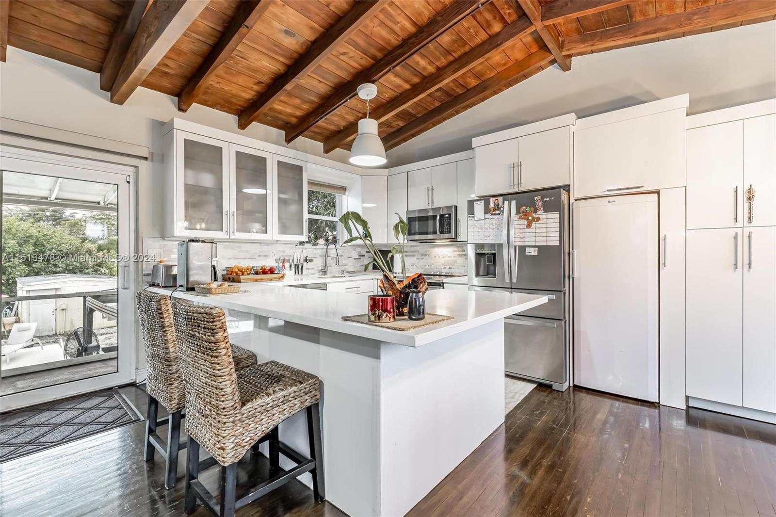 220 NW 42nd St