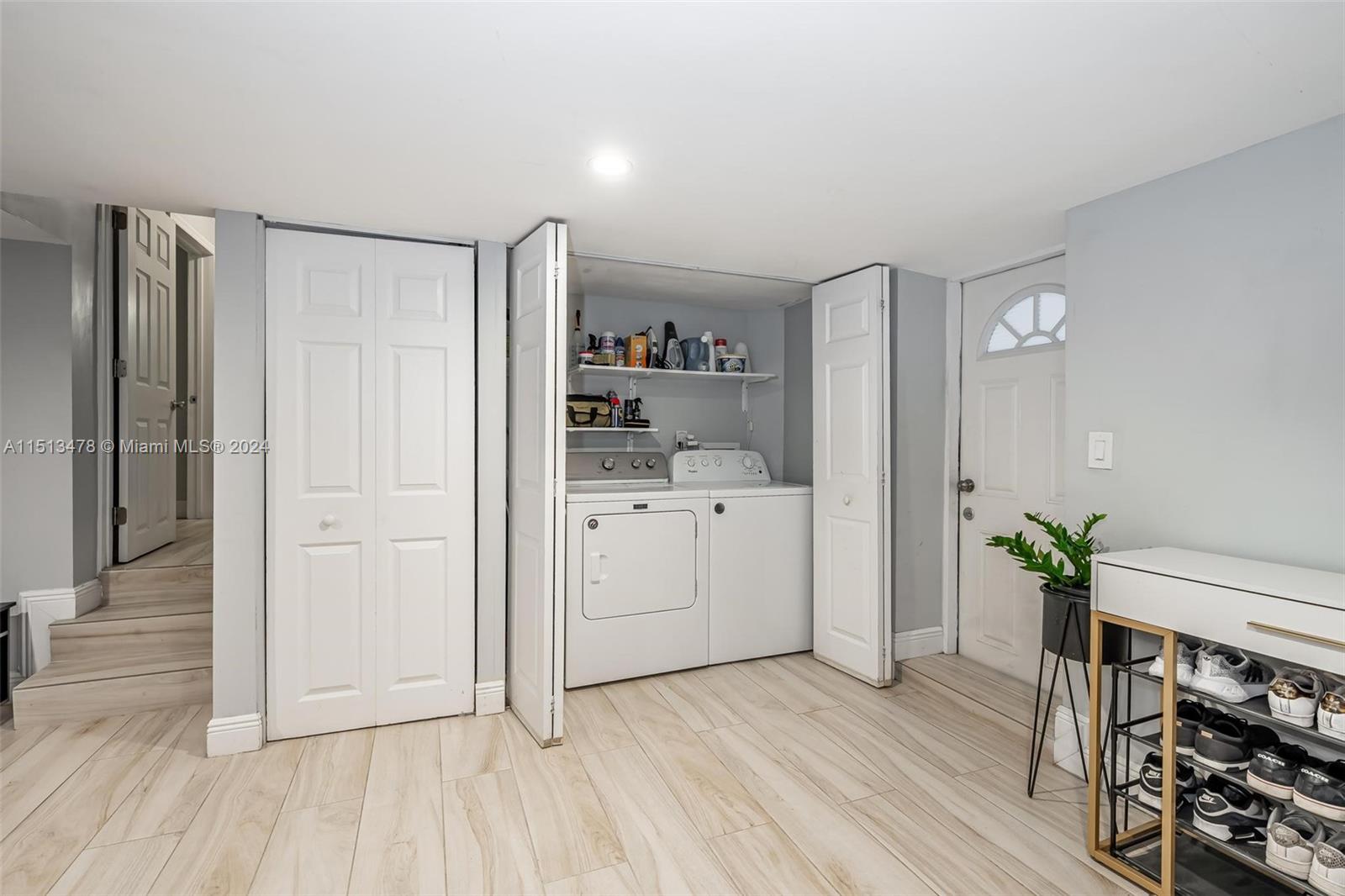 220 NW 42nd St