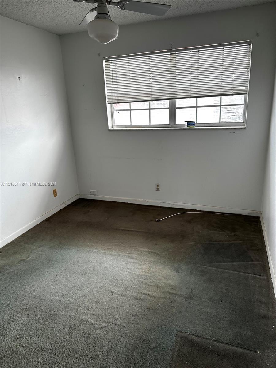 670 Tennis Club Dr # 302