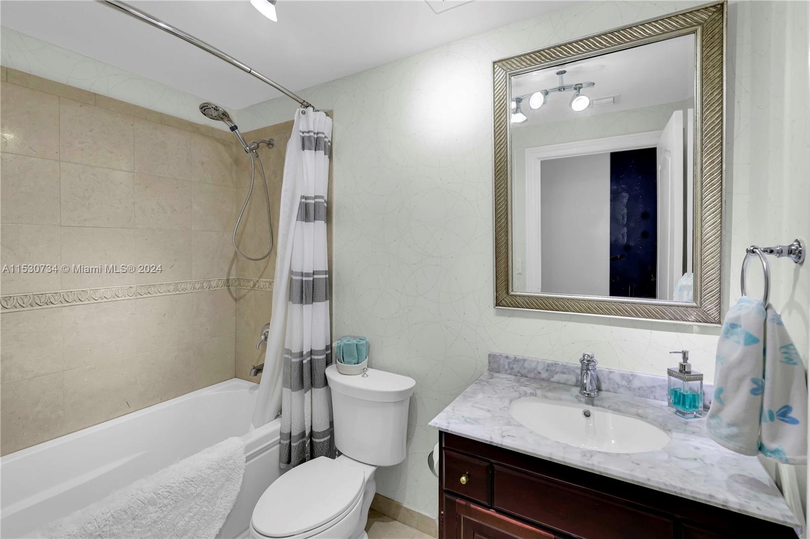 110 Hendricks Isle # 5