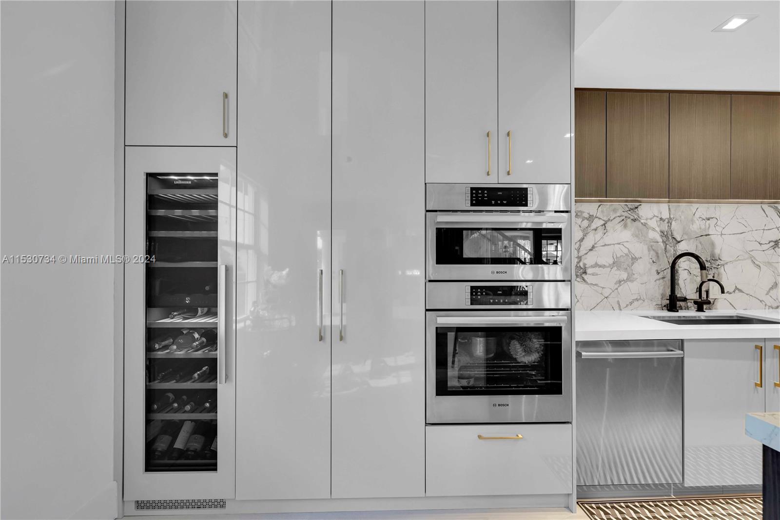 110 Hendricks Isle # 5