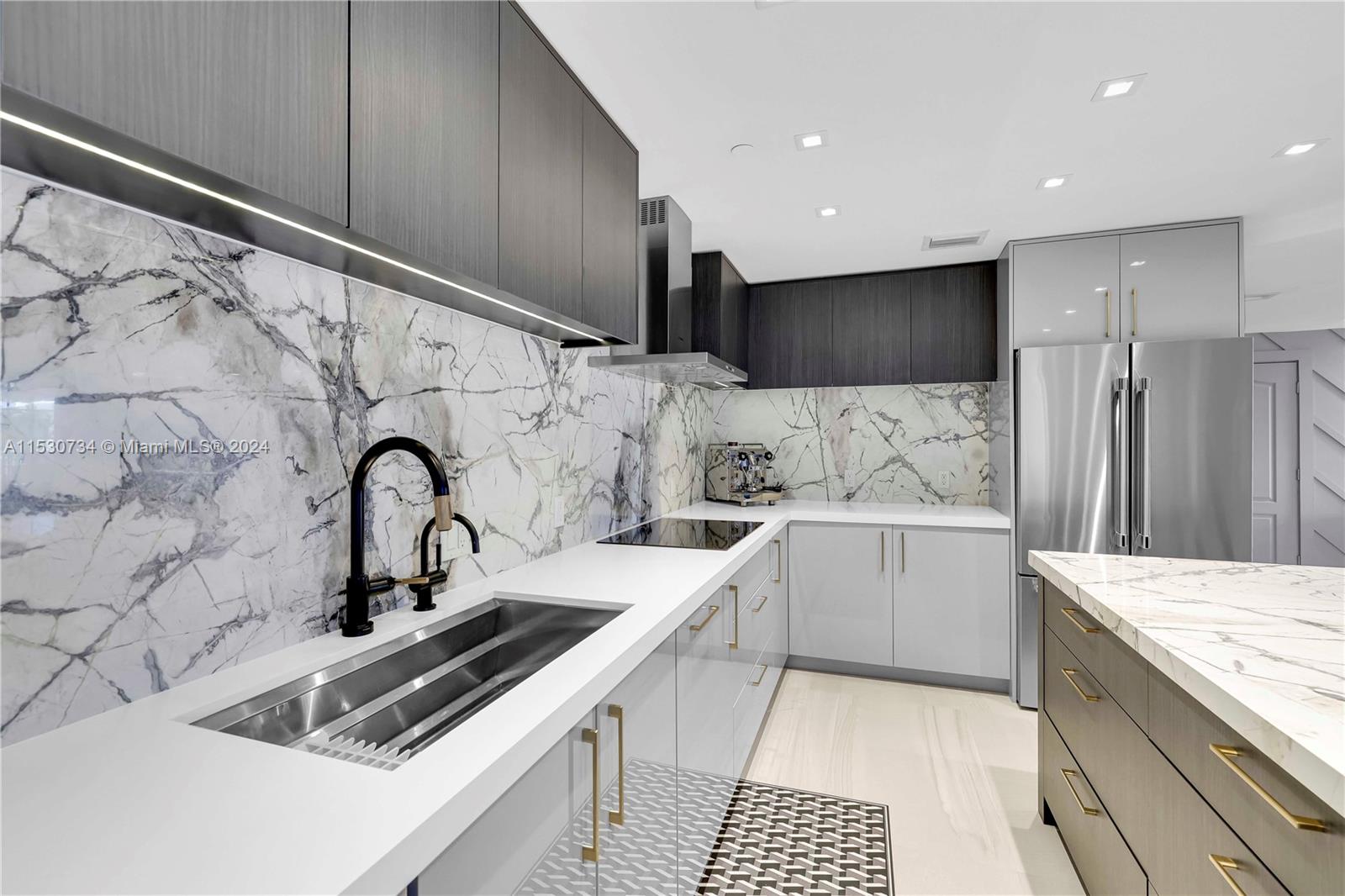 110 Hendricks Isle # 5