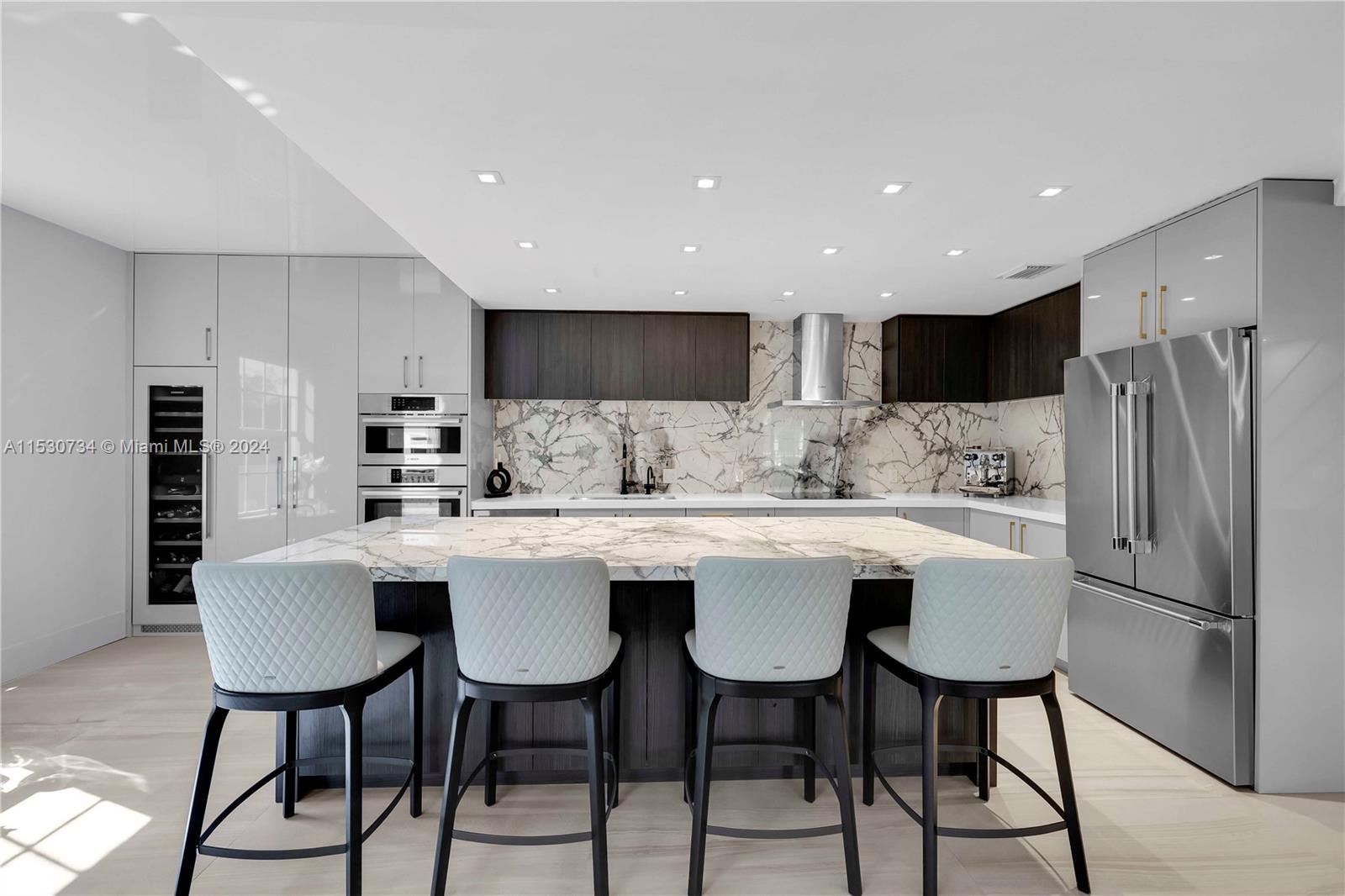 110 Hendricks Isle # 5