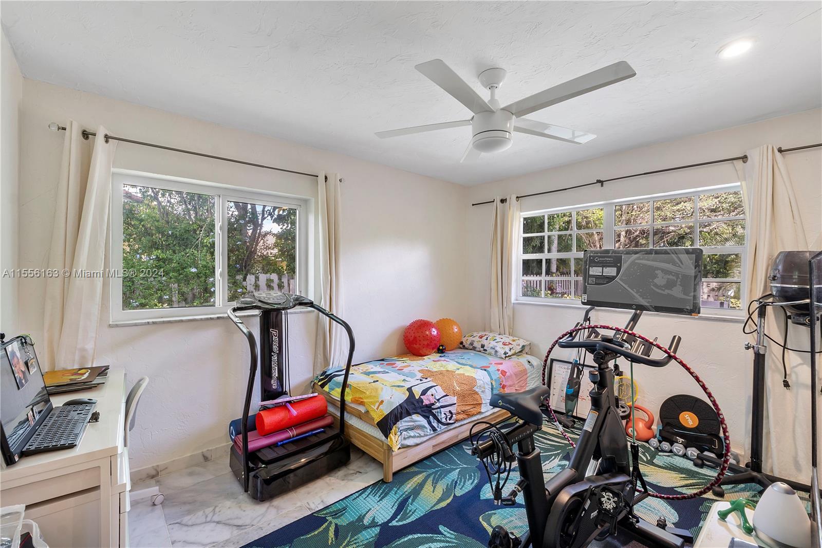 8307 NW 37th St