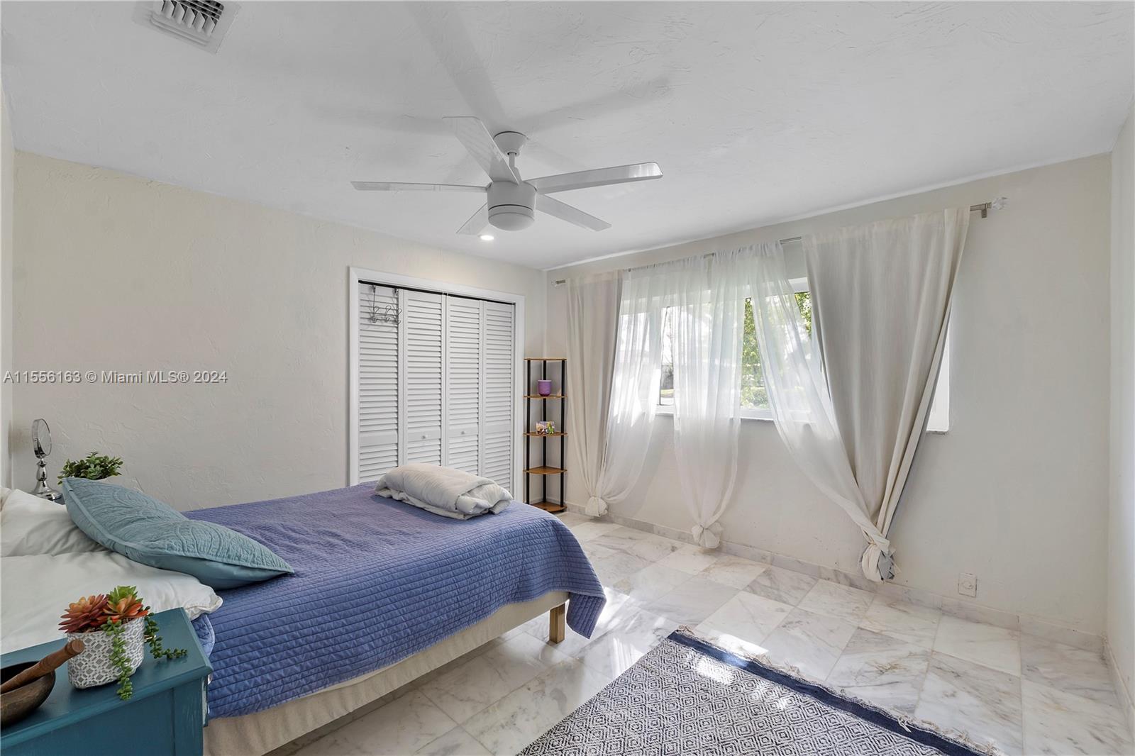 8307 NW 37th St