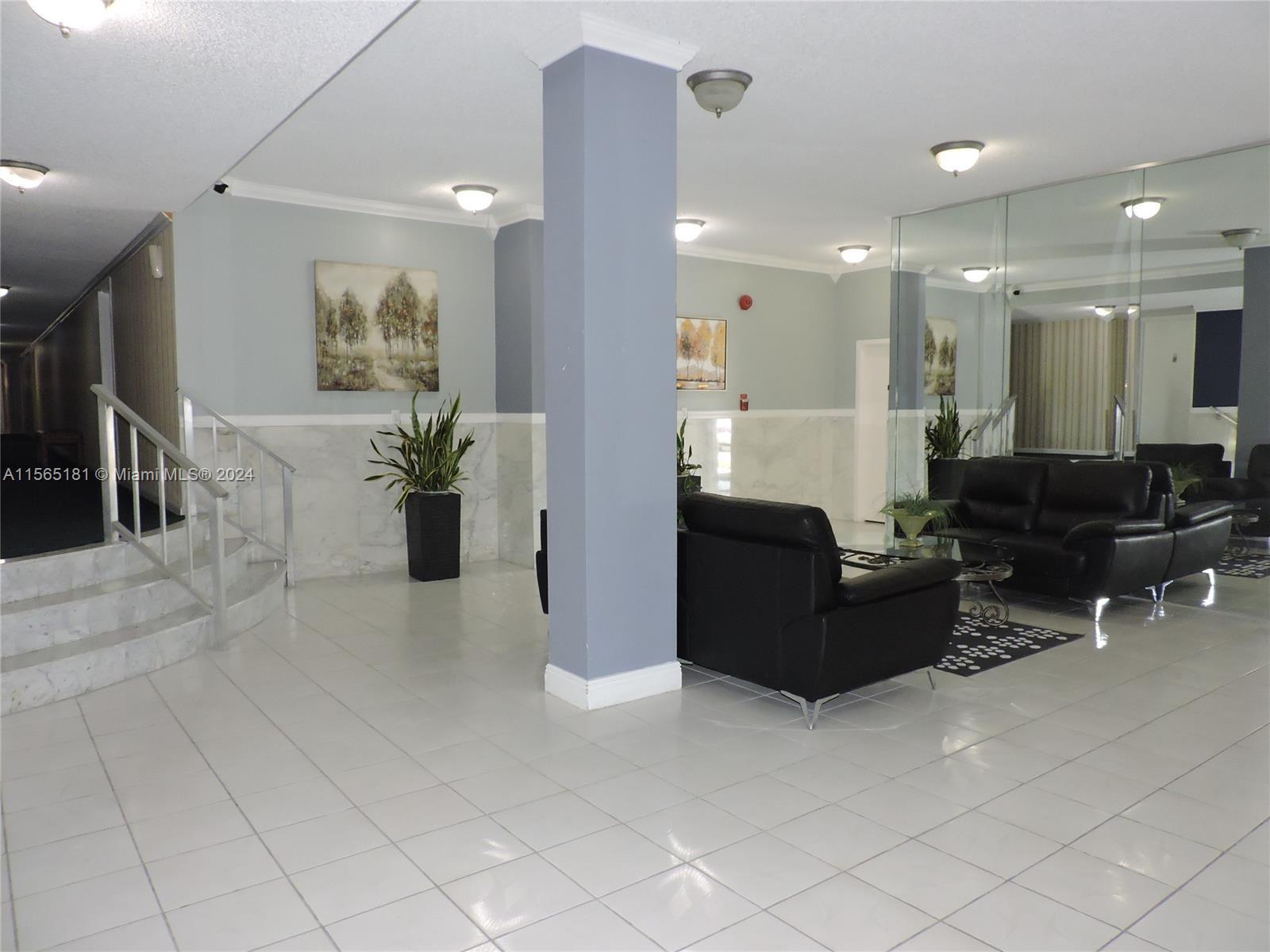 501 E Dania Beach Blvd Unit: 5-2M